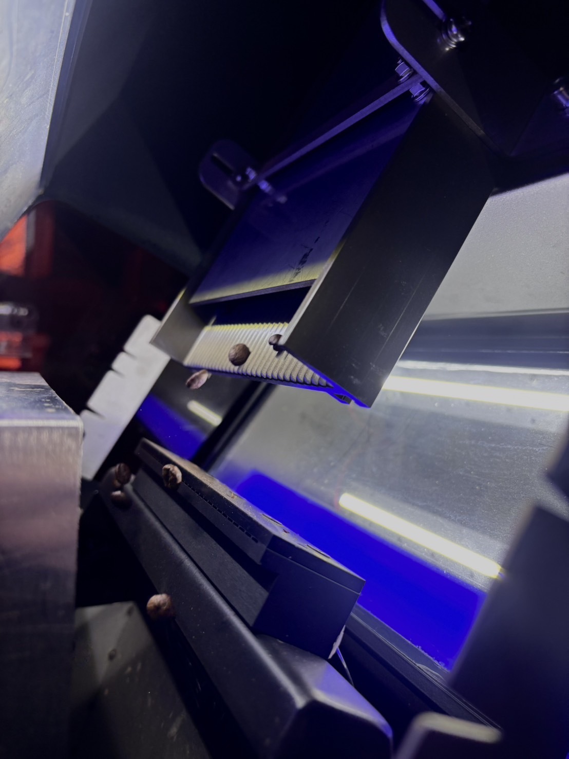 奧為智能 M30 咖啡豆色選機 專業選別機 小空間大產能 可以客製店家專屬Logo