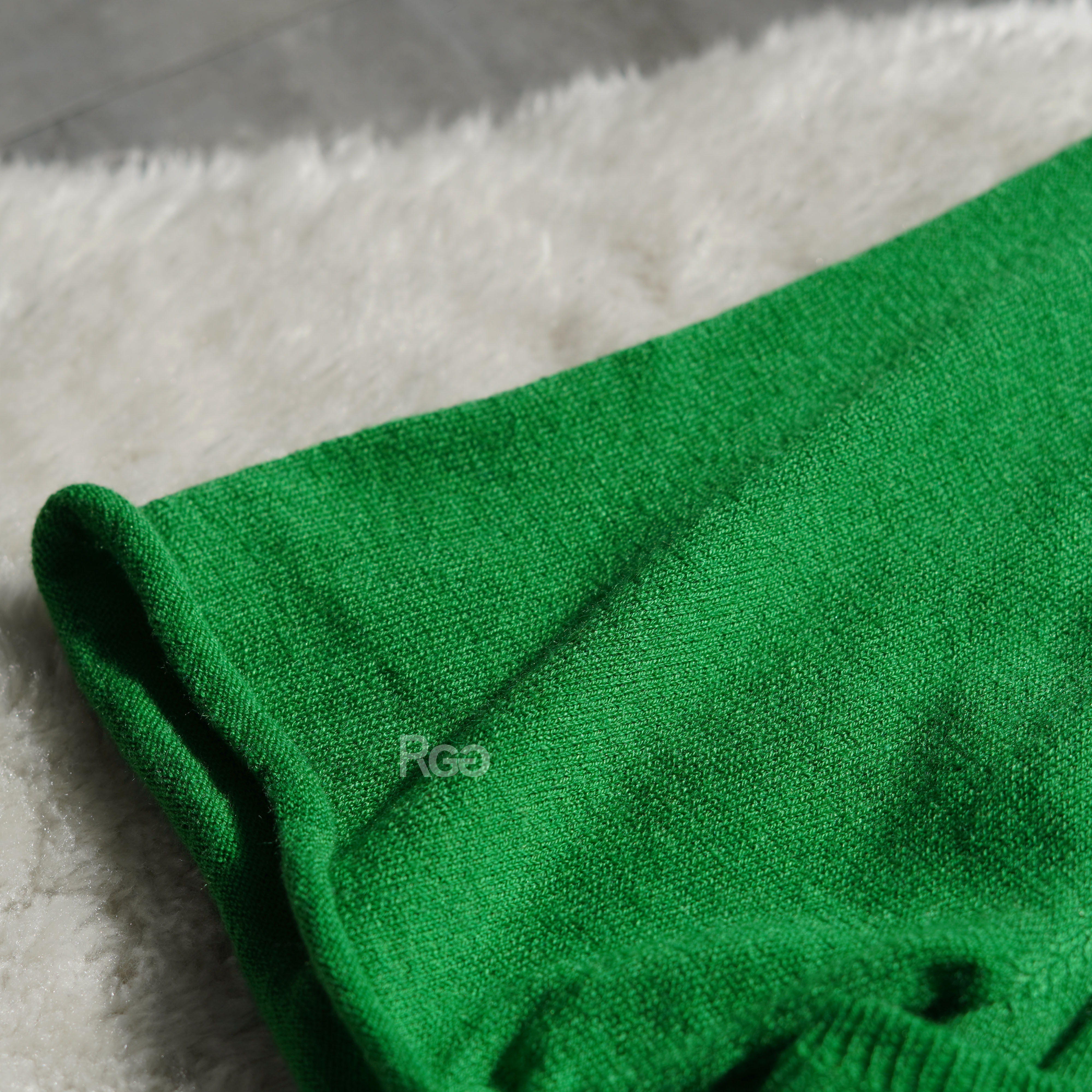 #6023 設計感兩件式針織短T綠色袖口細節照