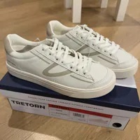[S] TRETORN WOMEN'S HOPPER CASUAL SNEAKERS FROM FINISH LINE,WHITE/GREY, 1827276-WHITE/GREY (SZZ547)