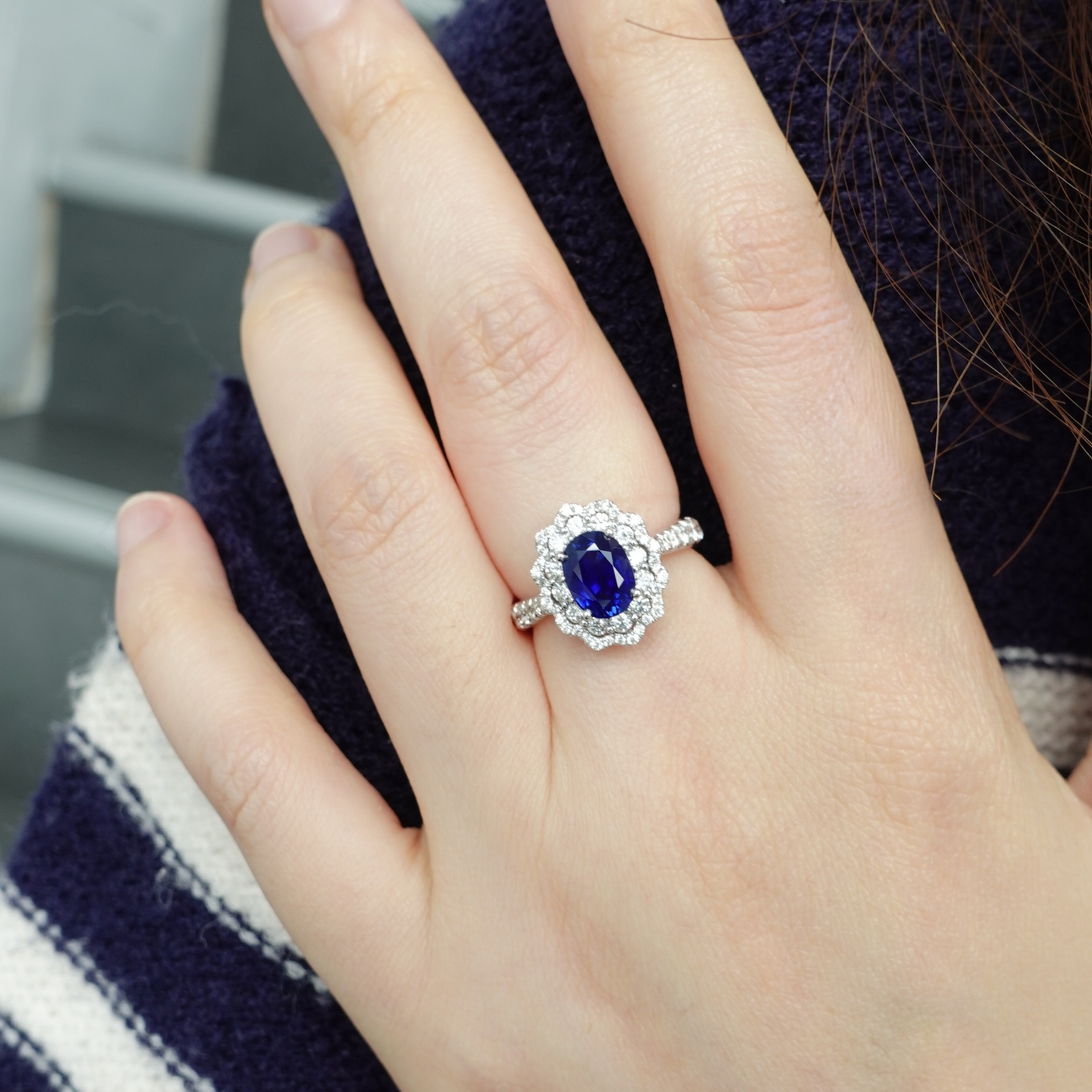 2ct 皇家藍藍寶石18K金鑽石戒指