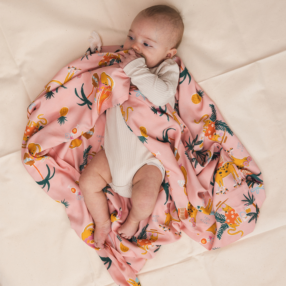 La Millou波蘭 竹纖涼感巾加大(140x110cm)｜抗菌包巾｜石虎渡假中(粉底)