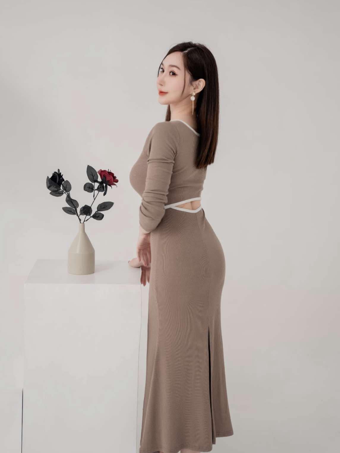 🤍後挖洞羅紋魚尾長洋裝（卡其色均碼）