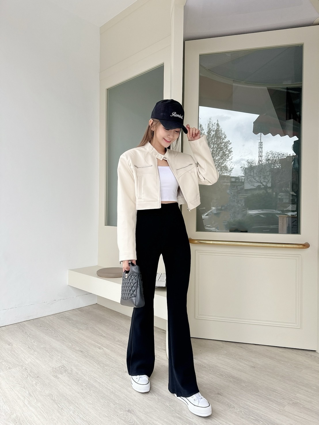 【預購】🔥02.26春夏新品］❤️闆娘命定款］🇰🇷正韓超質感墊肩口袋短版霧面皮外套（米杏/兩色）