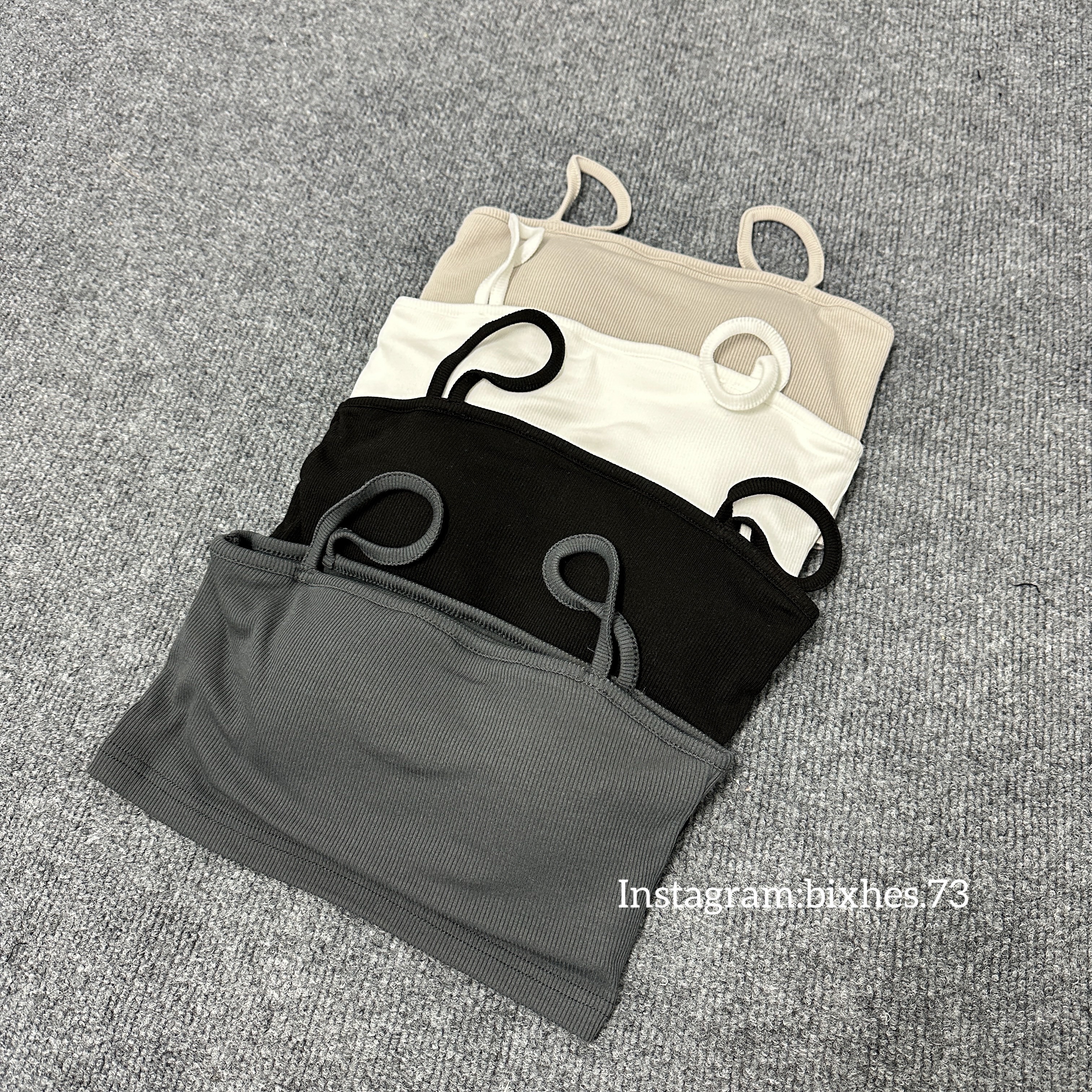 自訂雙層細肩平口帶墊背心(C00081)