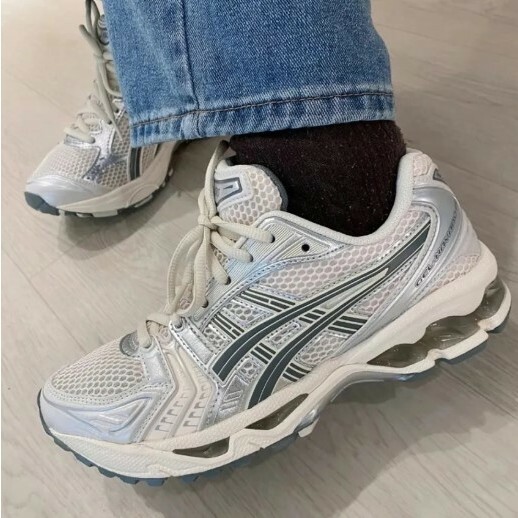 【Luxury】ASICS 慢跑鞋 GEL-KAYANO 14 米白綠 金屬銀 復古 情侶鞋 男女 1201A019200