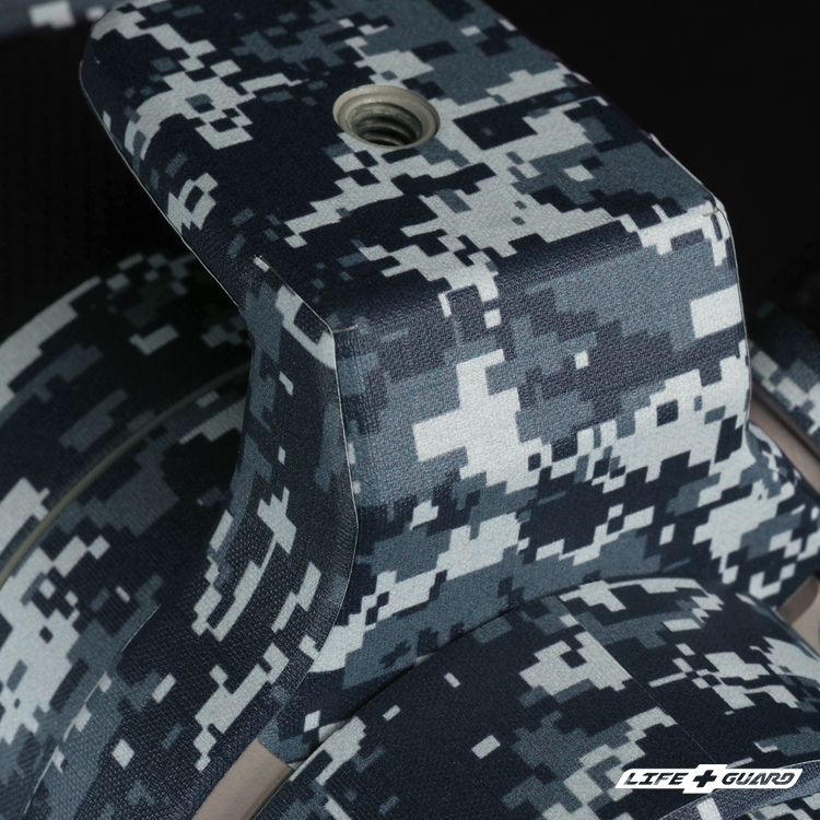 Canon EF 400mm F5.6 L USM 腳架環貼膜展示圖，LIFE+GUARD 數位迷彩質感貼膜