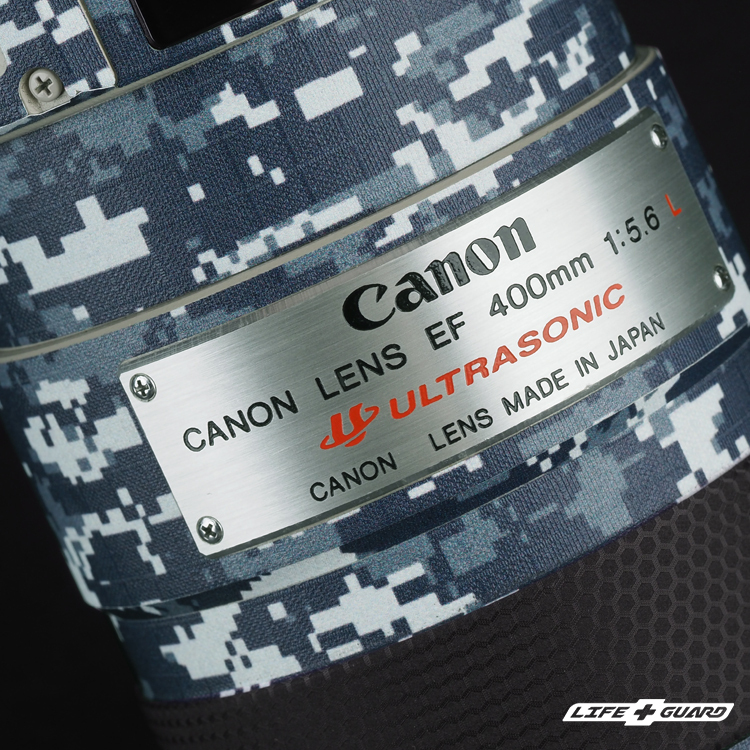 數位迷彩質感貼膜特寫，LIFE+GUARD 設計風格