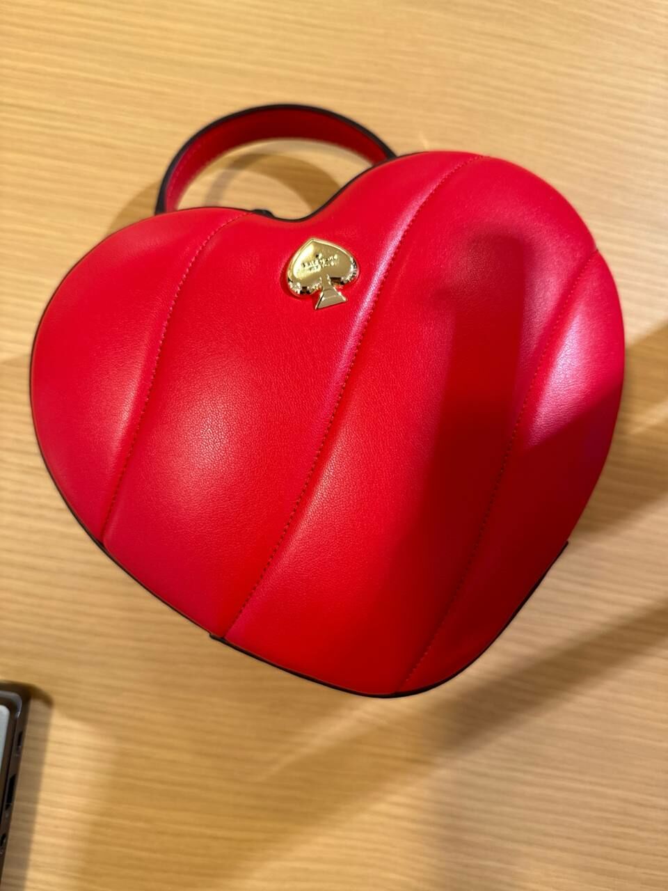 [U] KATE SPADE RUBY RED KK191 OTHER LOVE SHACK HEART CROSSBODY, 196021588600 (UK2492)