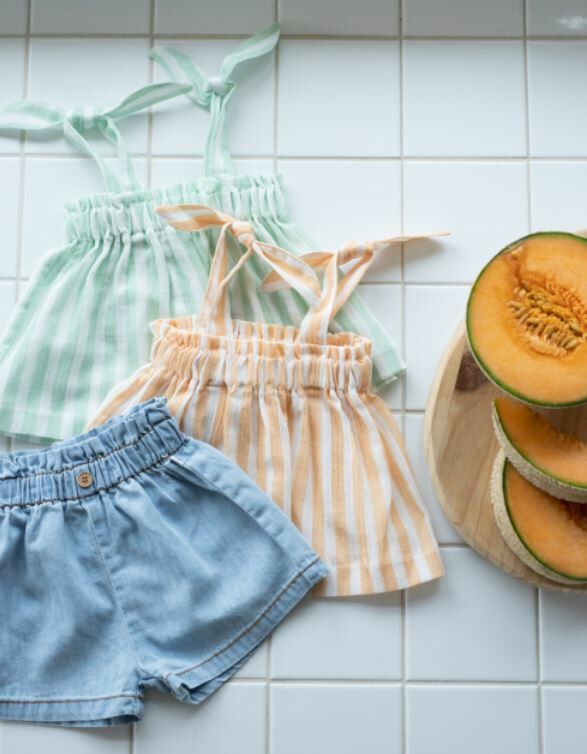 1+ in the family 綁帶傘狀上衣 ADELA subtle-green