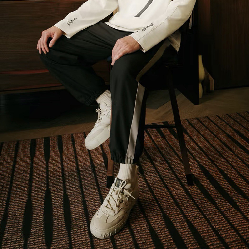 **特價商品售出無退換**男女款 PALLADIUM X JEREMY LIN LINSANITY 林書豪聯名 鉛黑色 抽繩 印花 刺繡 運動長褲【1011222-061】#PALLADIUMXJEREMYLIN