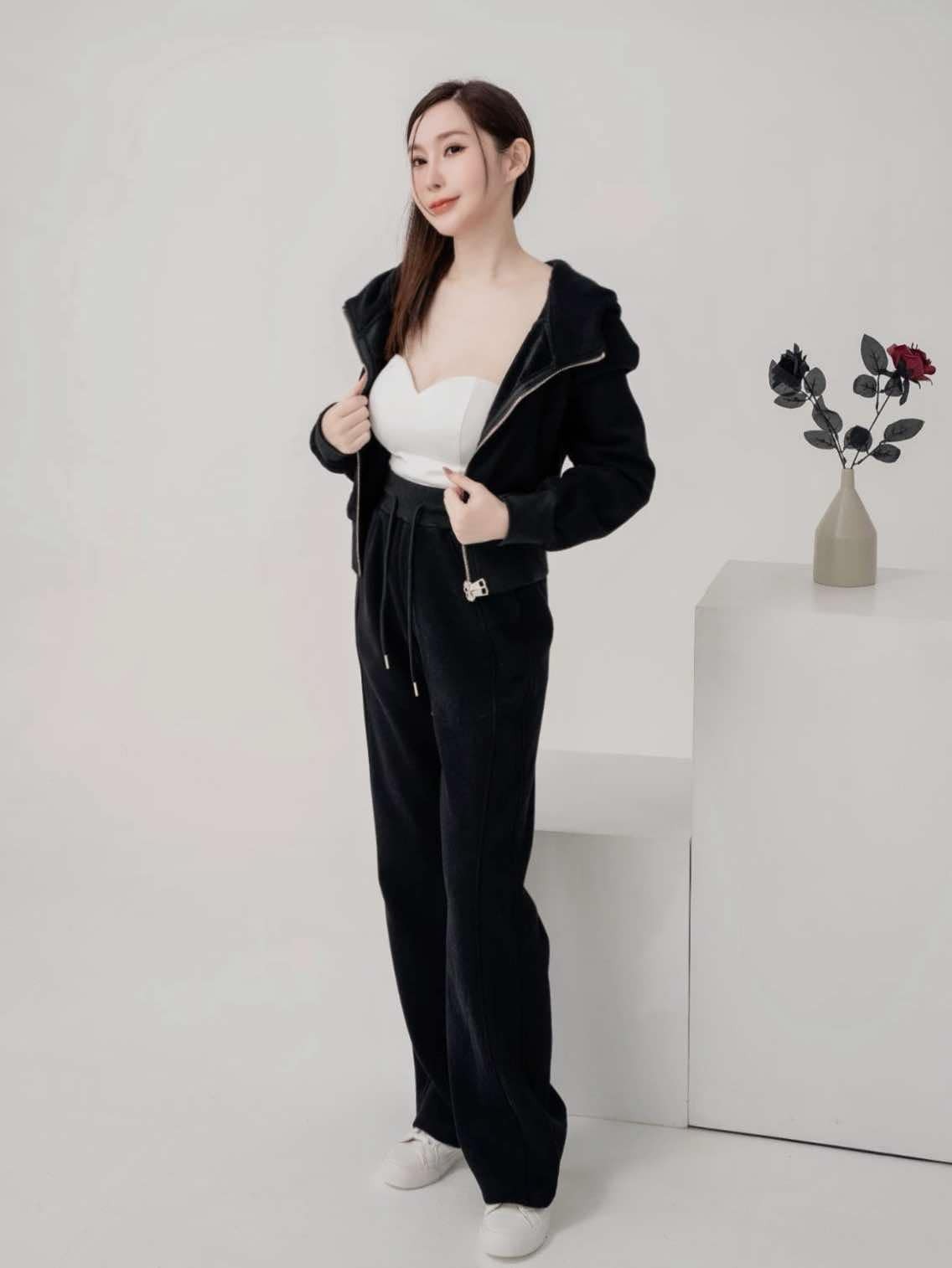 🤍內刷絨連帽運動外套+抽繩長褲兩件式（黑色均碼）