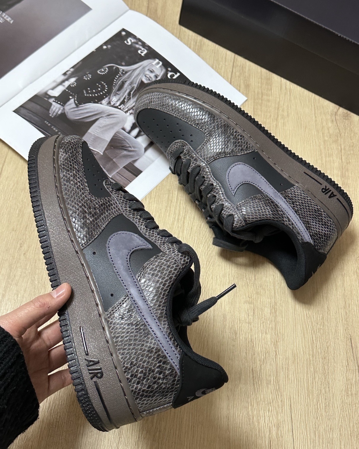 男鞋 NIKE AIR FORCE 1 '07 LV8 'Snakeskin' 黑蛇紋 咖啡 蛇鱗 經典 休閒鞋【HF2898-001】AF1