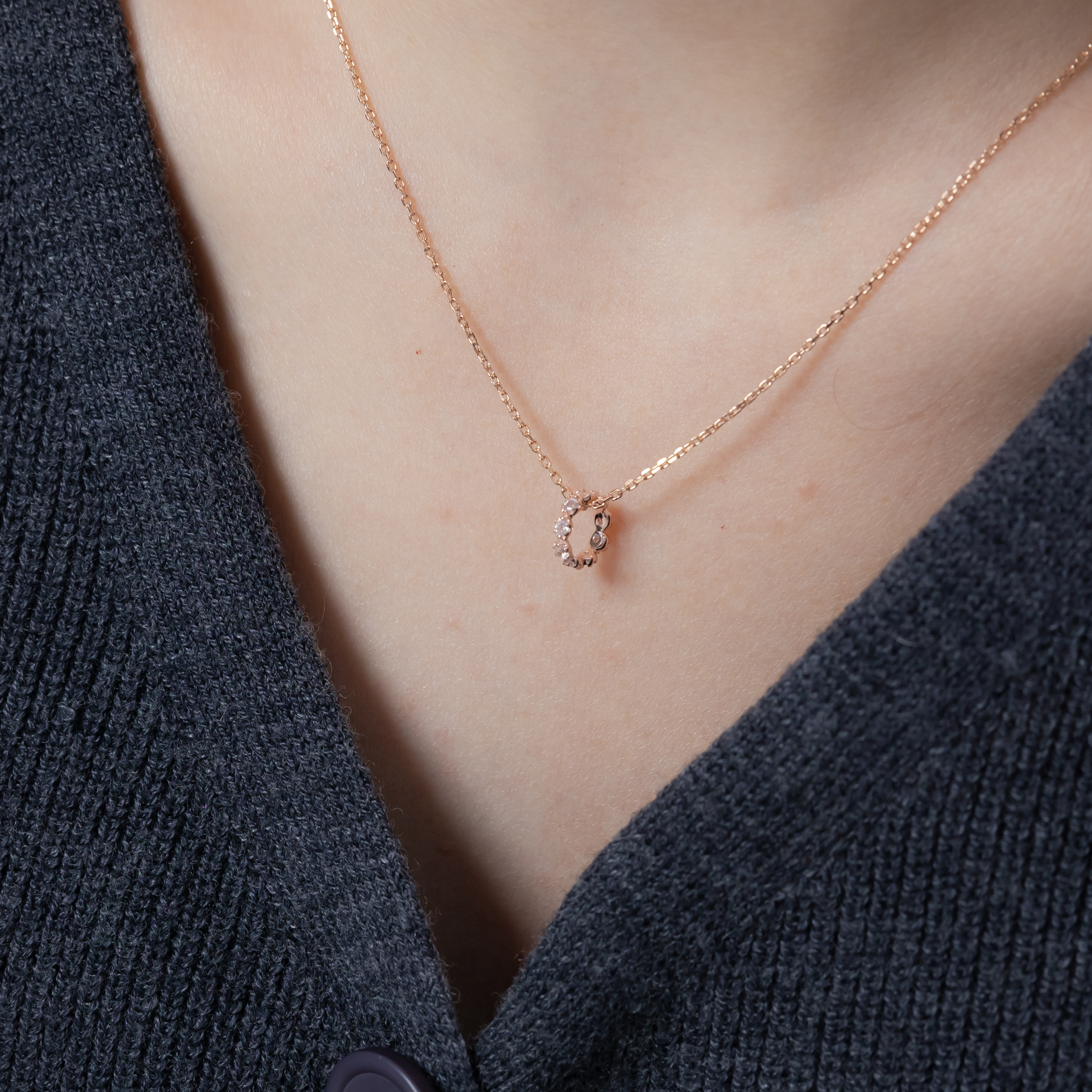 整圈小花月光石圈圈串飾