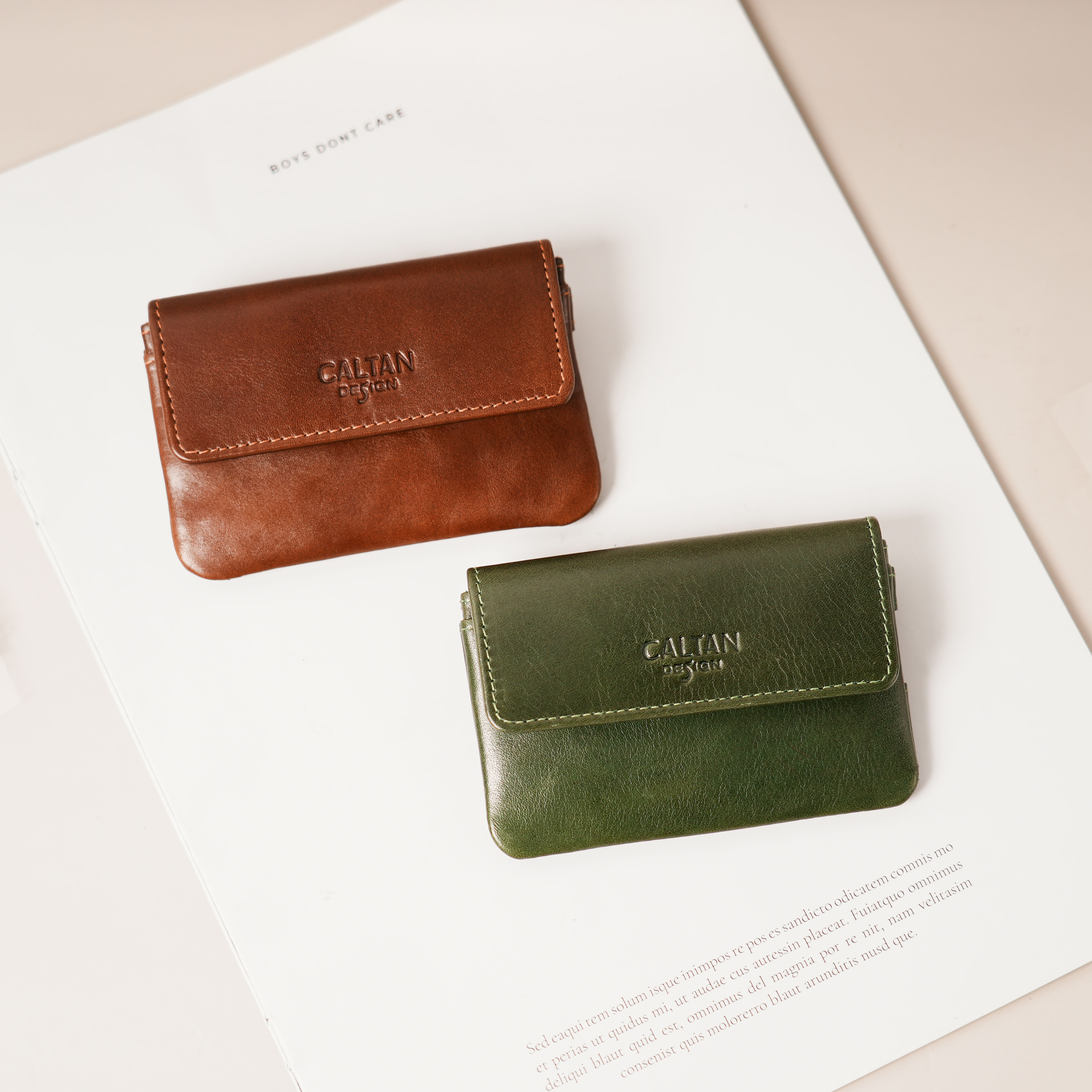 簡約扣式真皮多功能零錢包-兩色(070977)