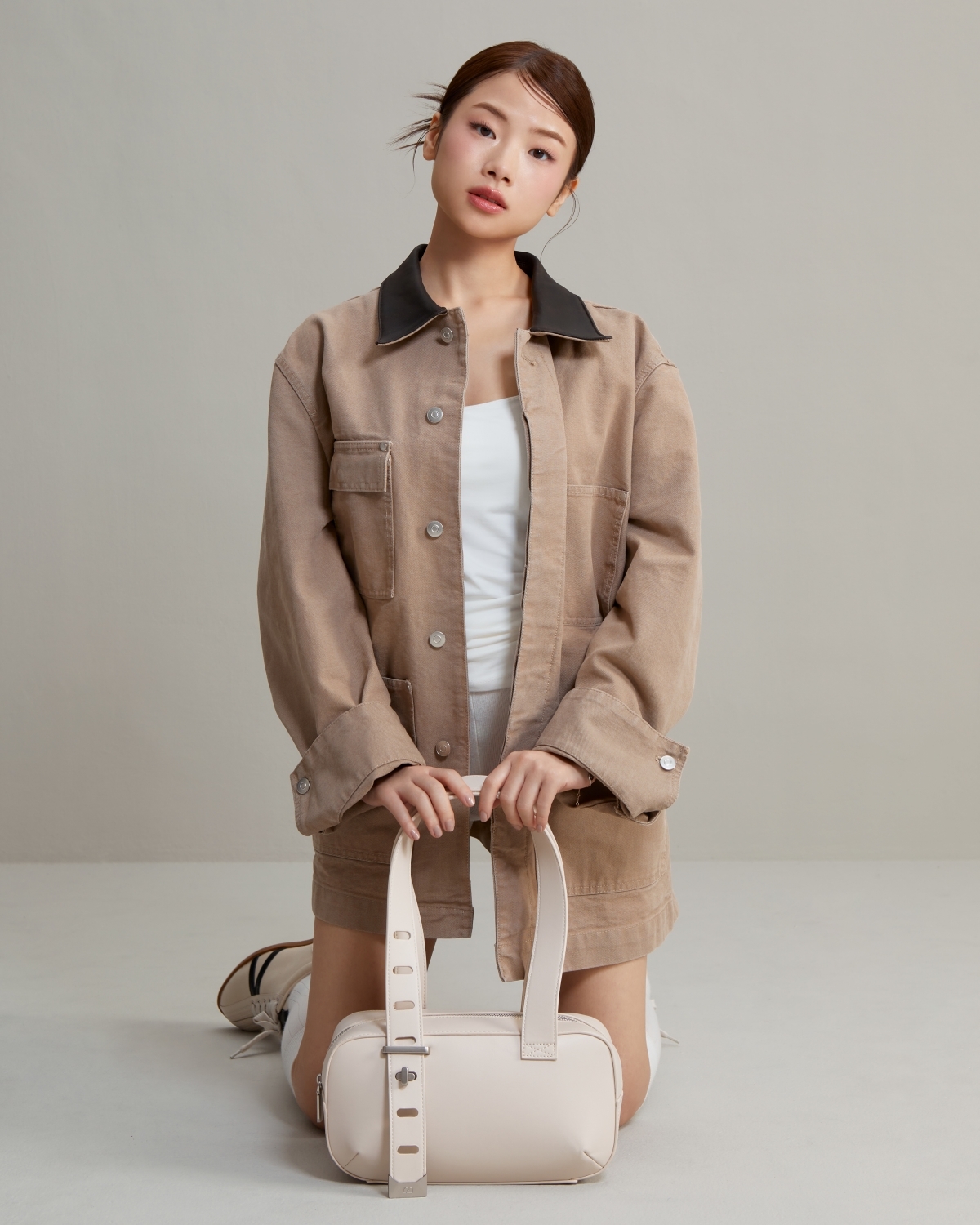 LUXBOX 保齡球肩背包 - 奶油白