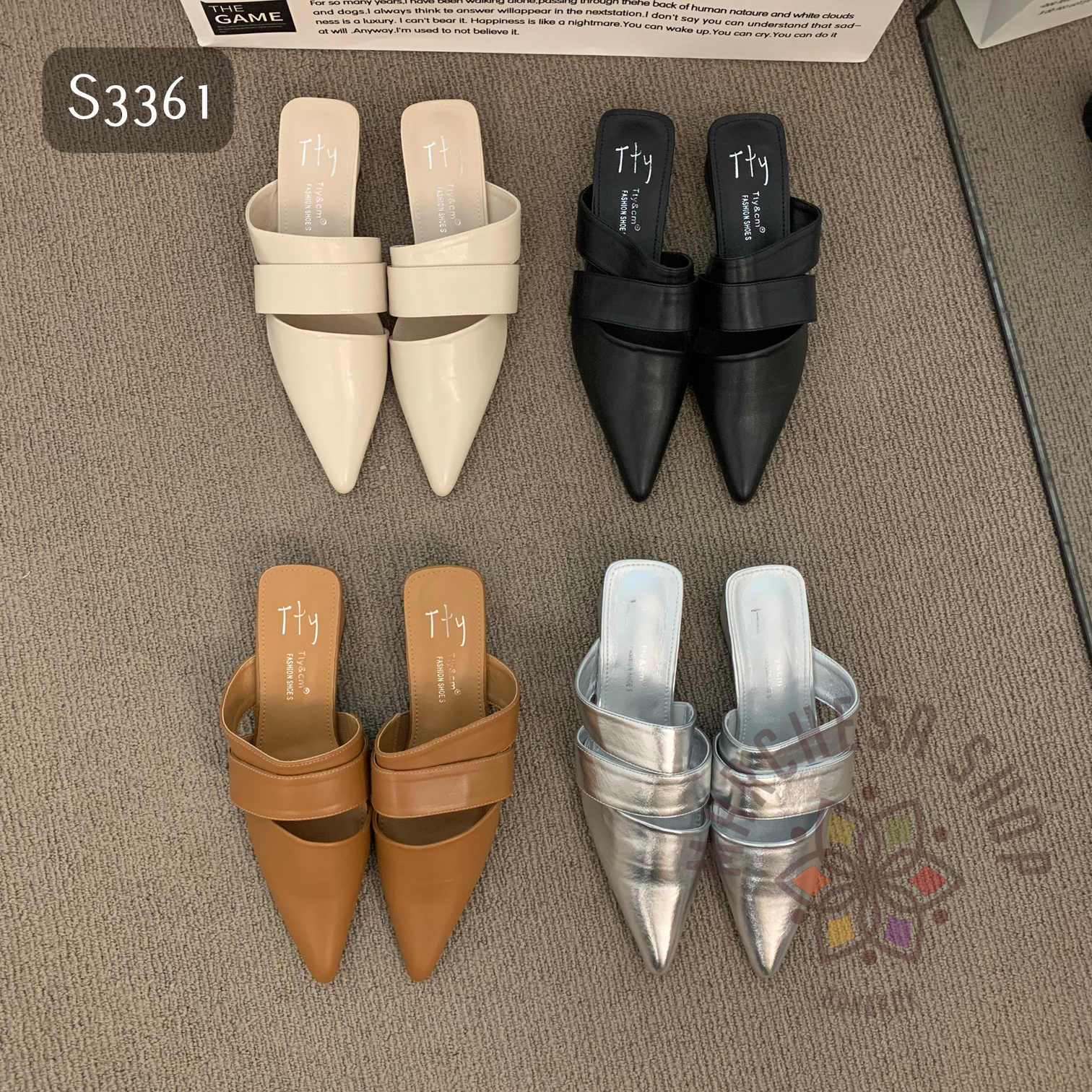 S3361 - 牛皮粗帶交疊尖頭低踭涼拖