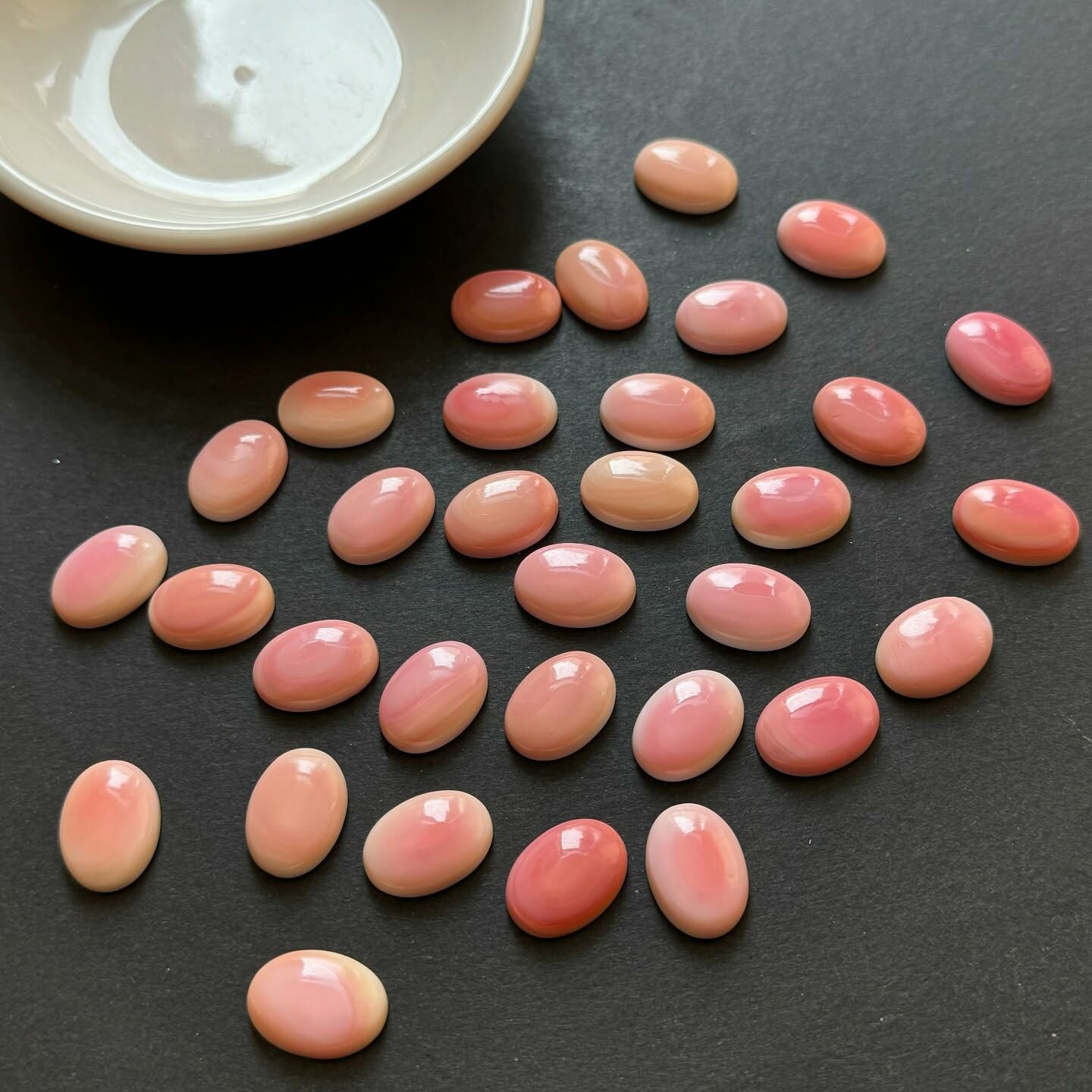 [原石] 女王貝 水晶蛋面