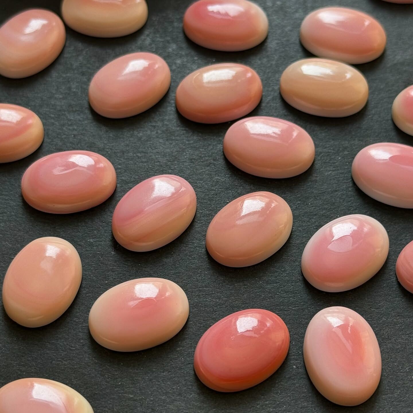 [原石] 女王貝 水晶蛋面