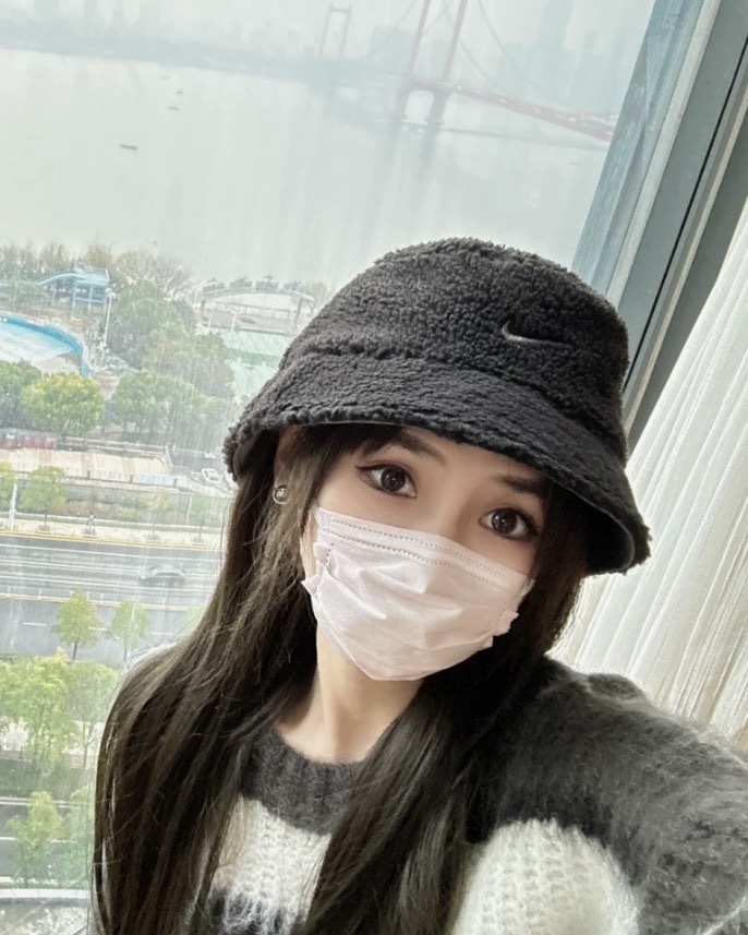 #現貨 Nike Sportswear 毛茸茸 雙面 漁夫帽 DV3165-100 白 010 黑