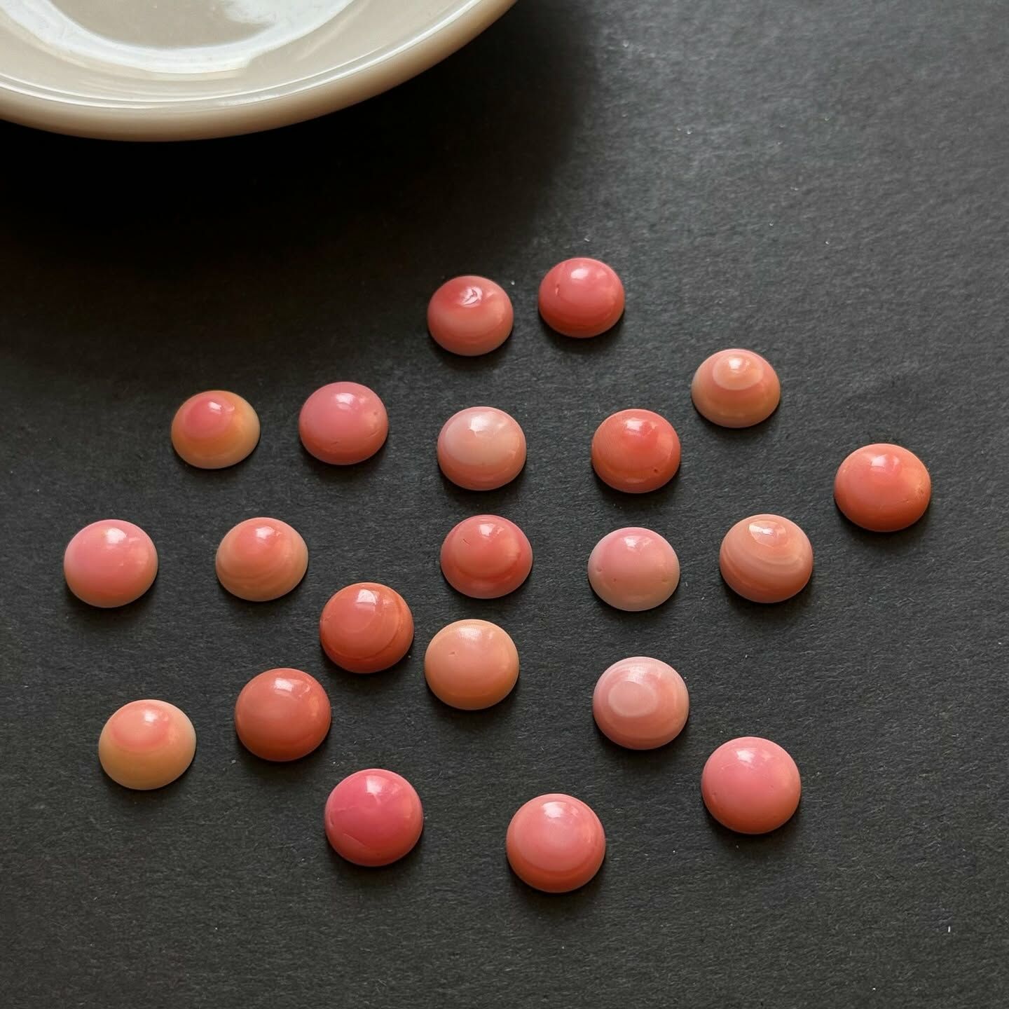 [原石] 女王貝 水晶蛋面