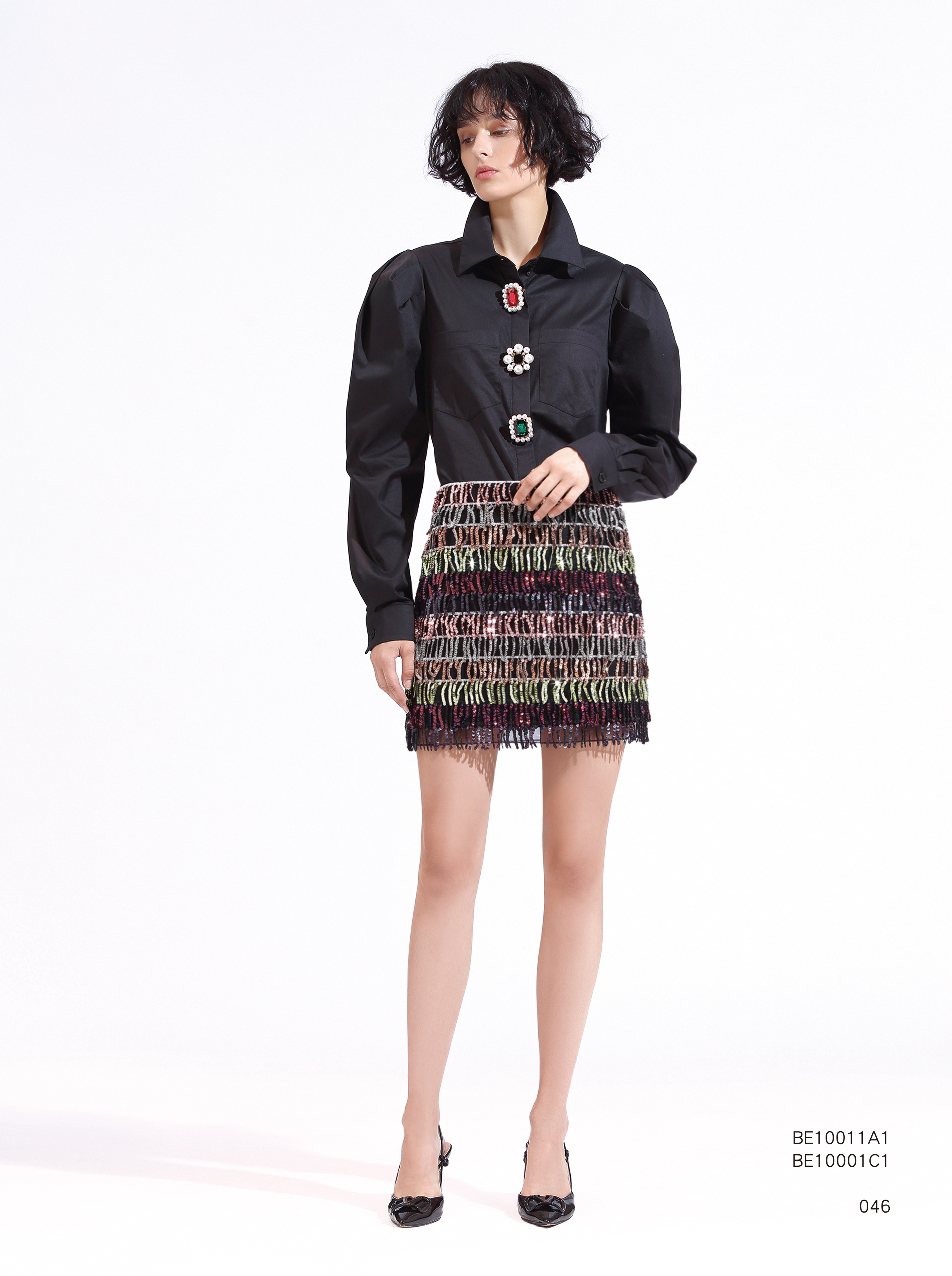 BE10011A1 黑光彩色寶石羊腿袖襯衫(附寶石別針*4 / 2色)