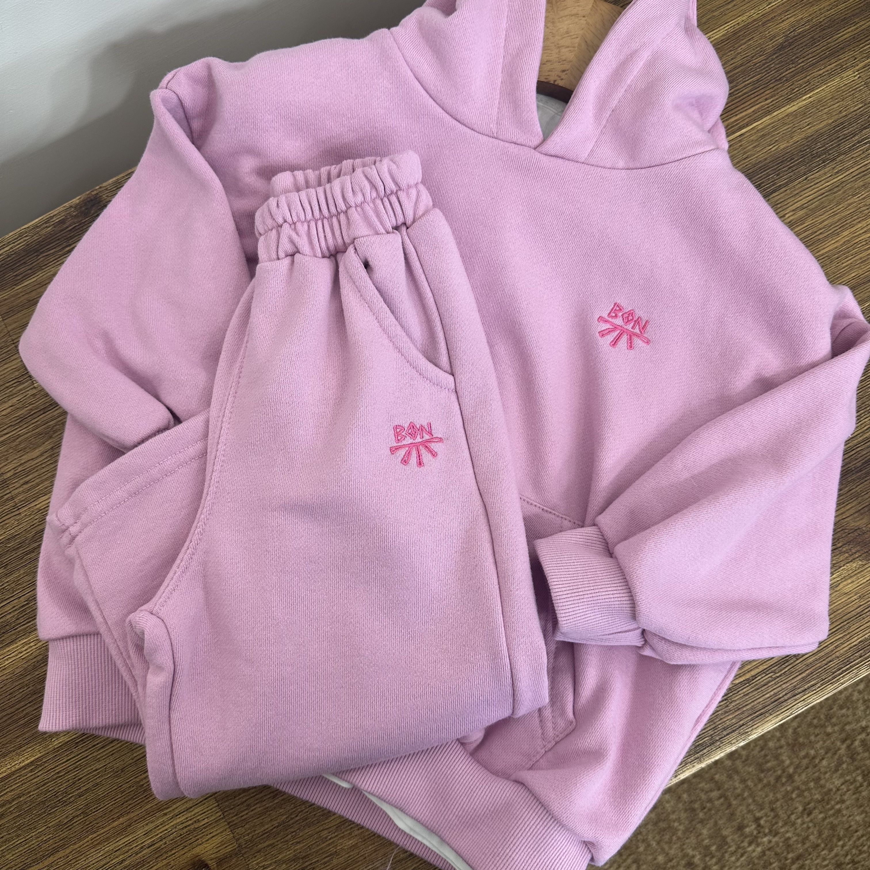 韓A01788套裝（不含內搭）