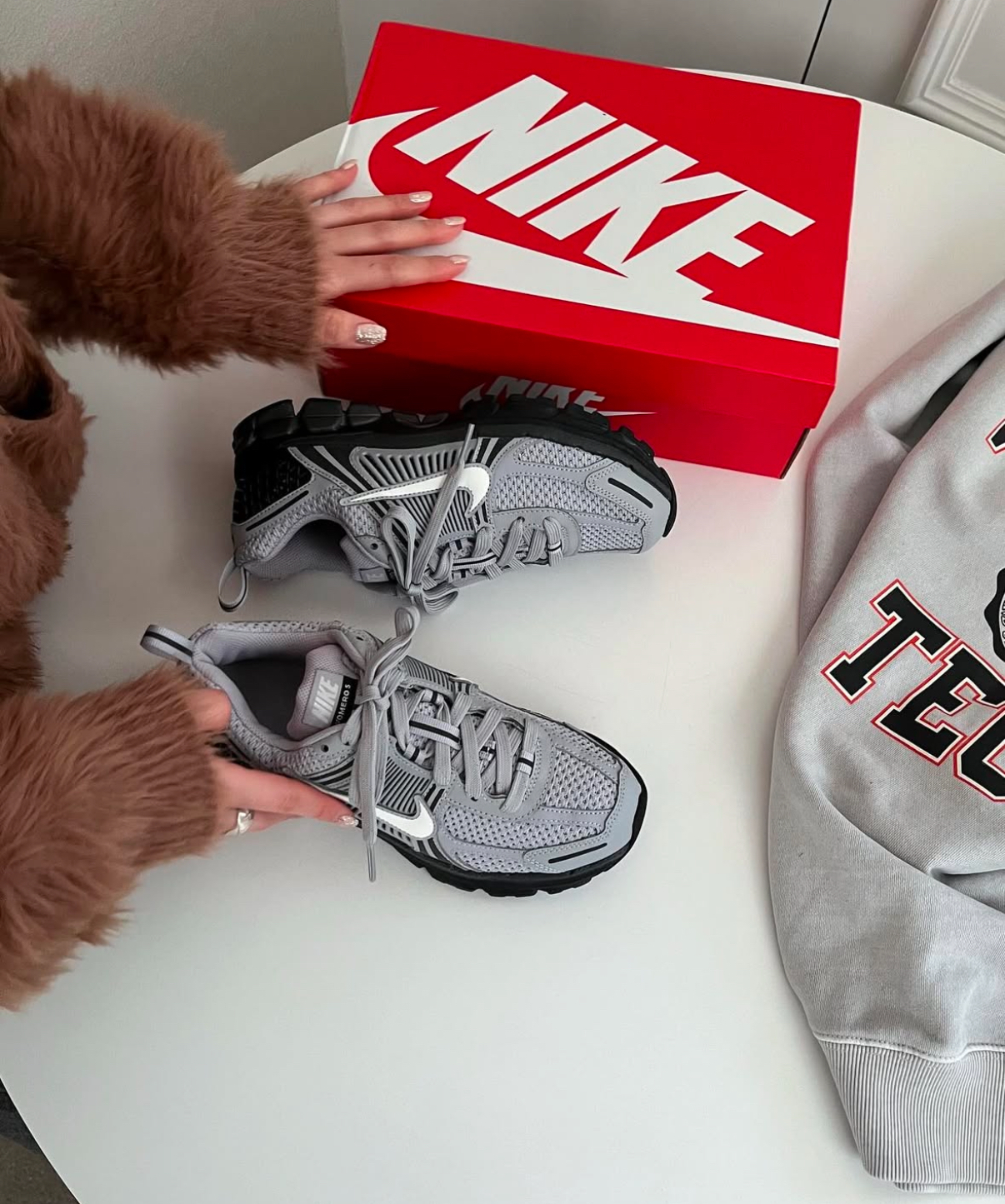 Nike Zoom Vomero 5 芝麻灰黑 灰色 黑色 復古 慢跑鞋 老爹鞋 大童款 HV6421-001/預購