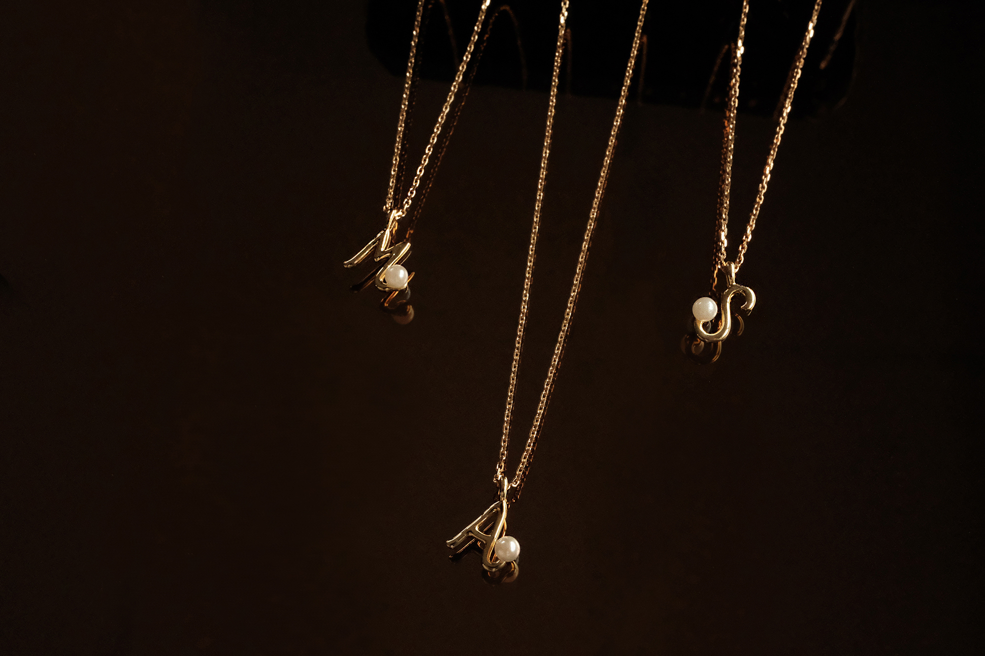 18K 珍珠字母項鍊