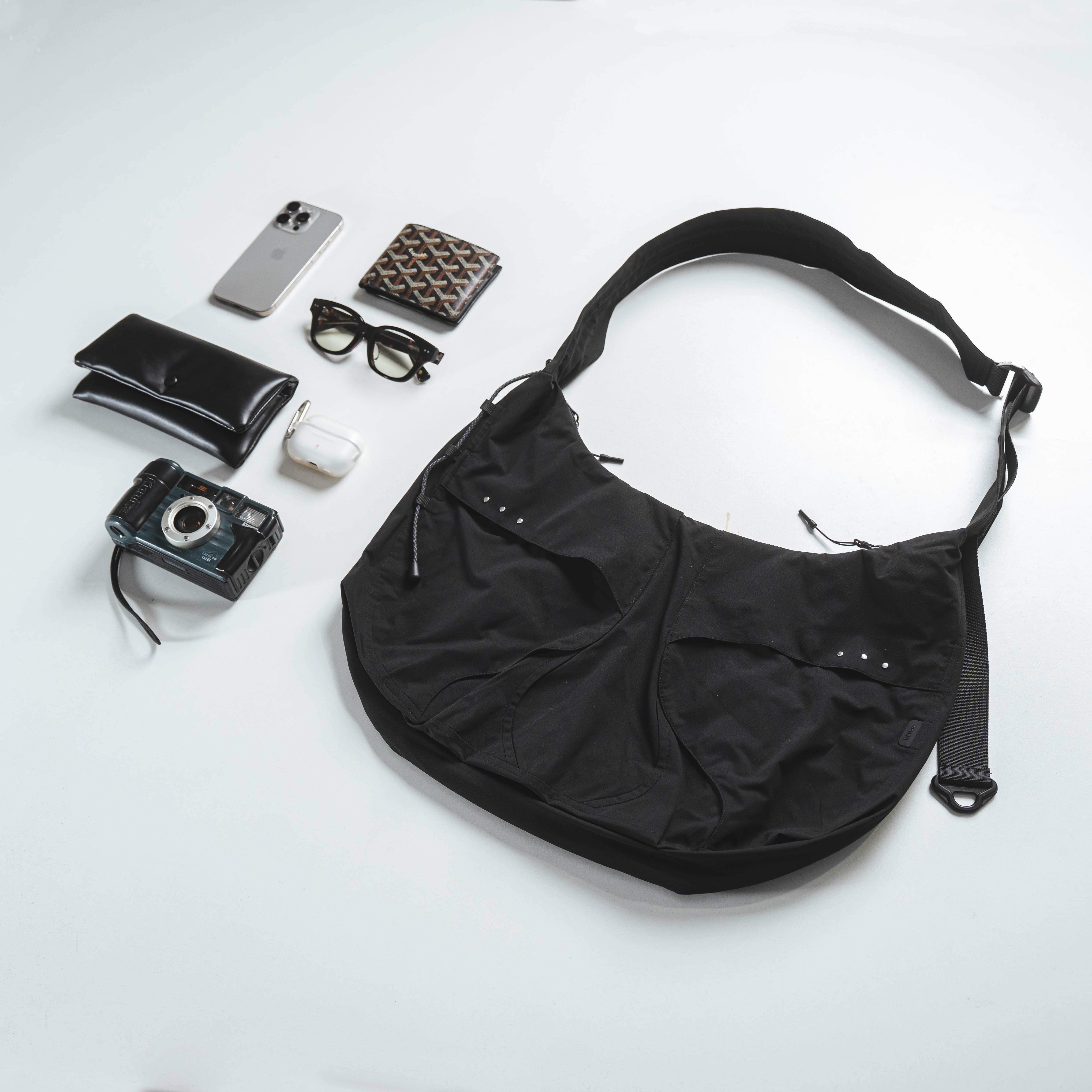 2024AW oqLiq MISALIGNED BAG 機能 側背包 現貨 24AA04