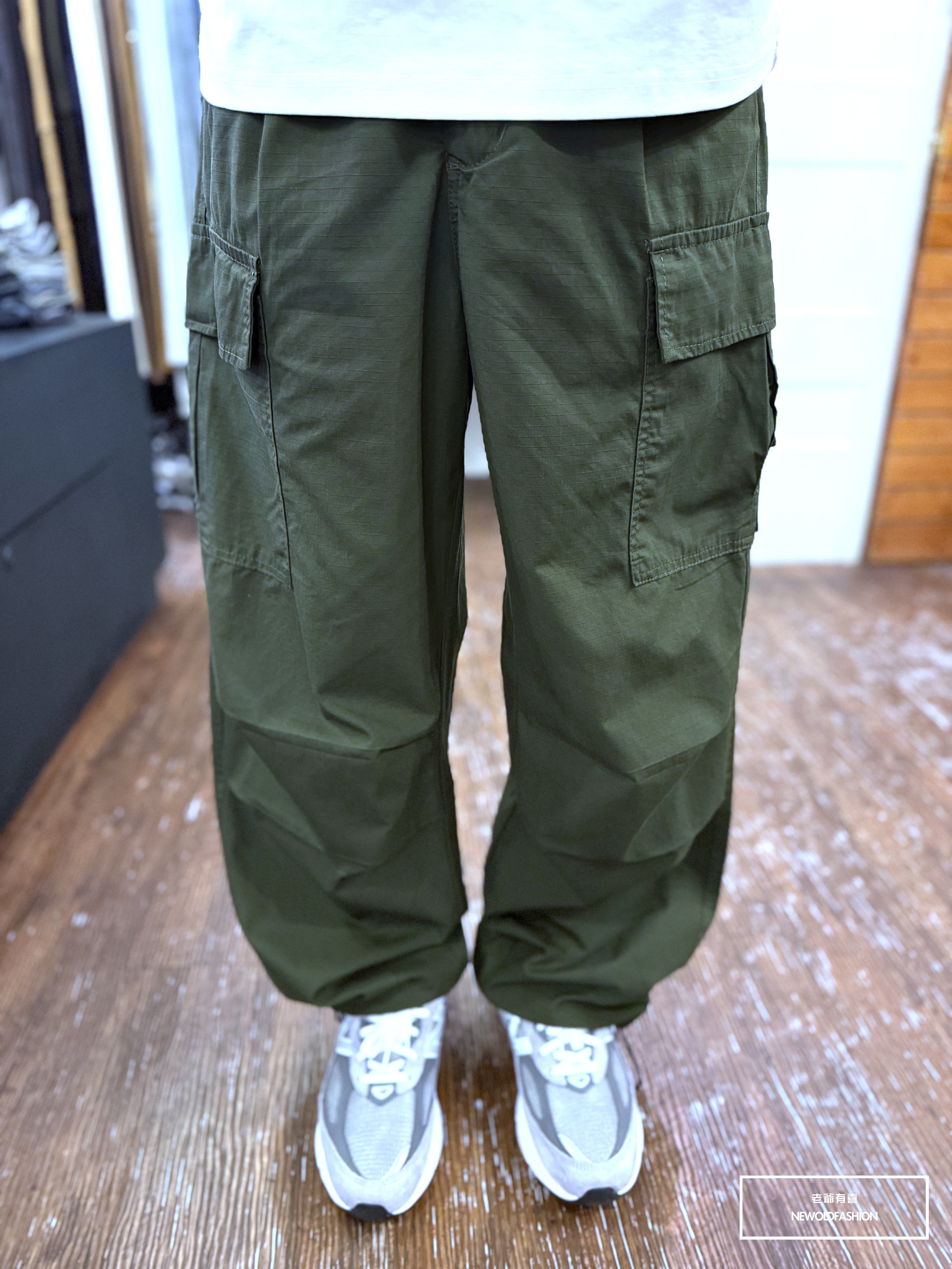 『新品上市』重磅魔鬼氈口袋工裝寬褲-軍綠(NOF25029007)