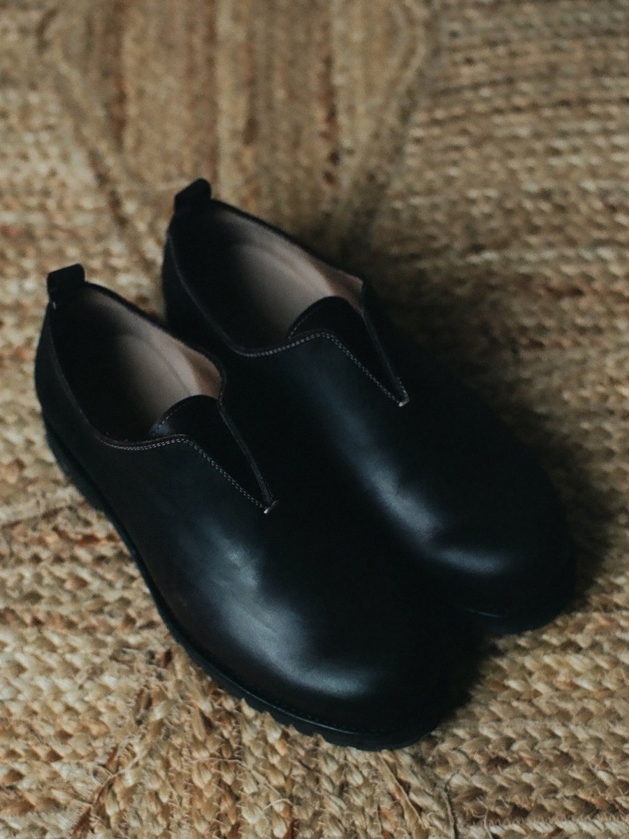 An Irrational Element Artist Shoe Black