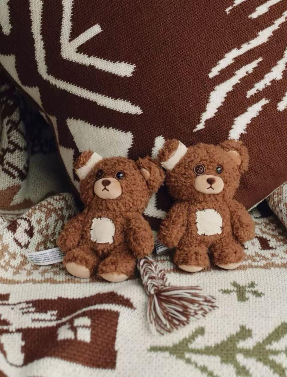 Pop mart Hirono小野熊毛絨公仔