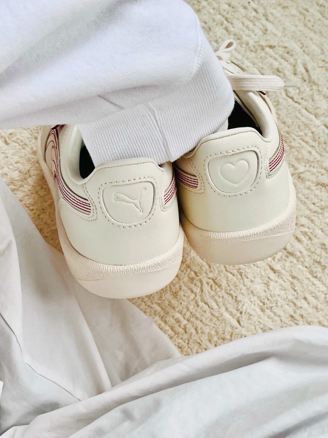 PUMA PALERMO V-DAY 米白紅愛心車縫線 皮革（399693-01）