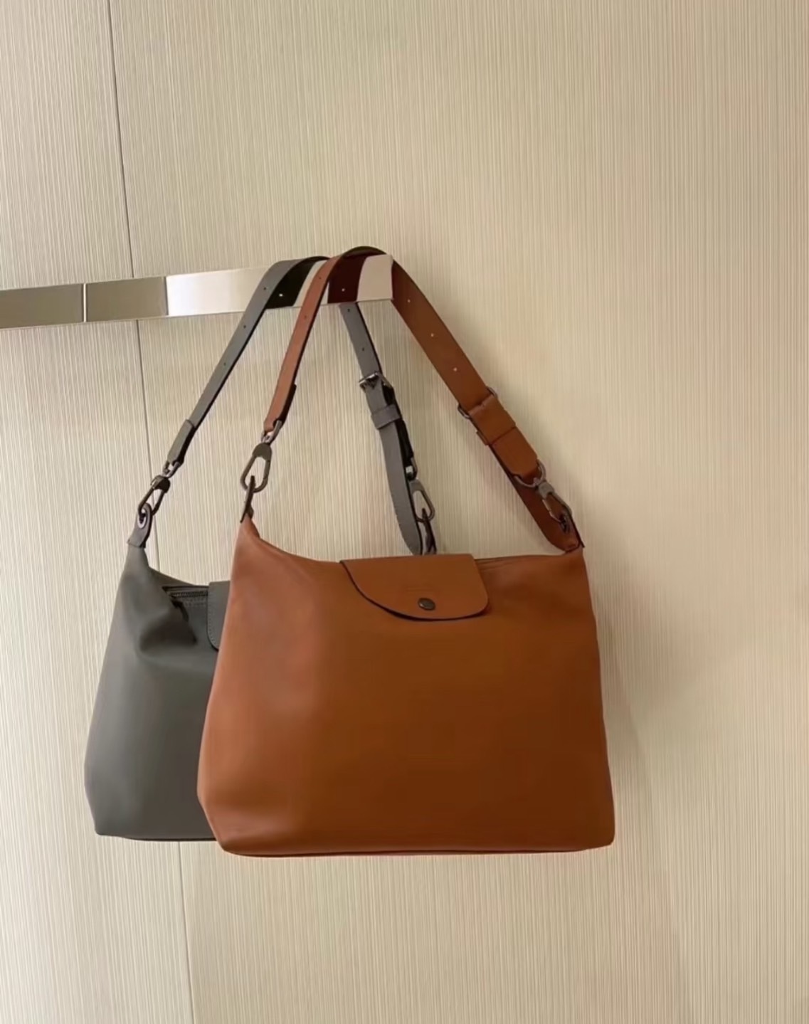 LONGCHAMP Le Pliage Xtra 半月形單肩包