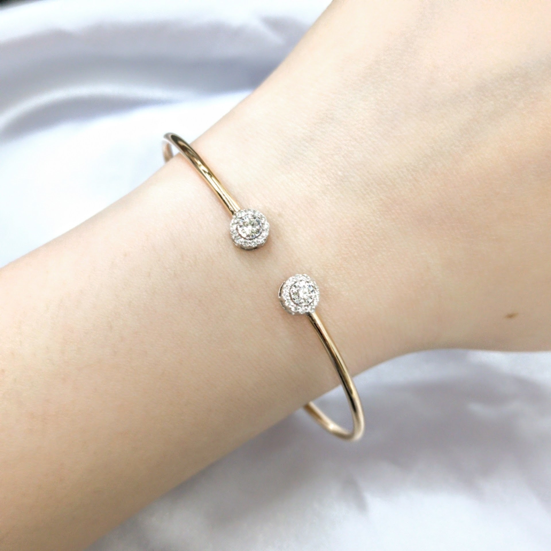 全新18K金23份鑽石手鈪