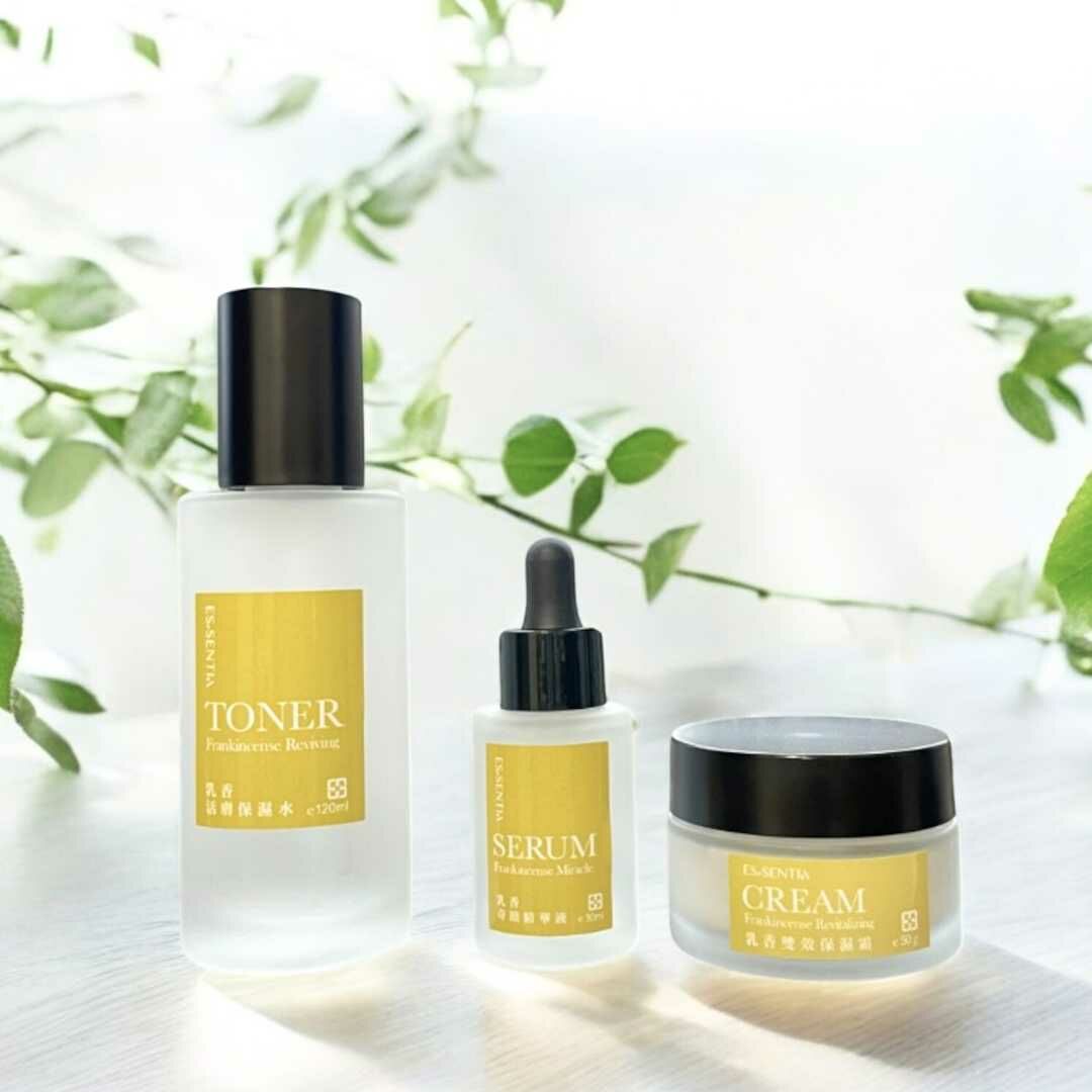 選擇不添加矽靈家族成分的護膚品，讓肌膚遠離潛在負擔，同時兼顧環境友善。