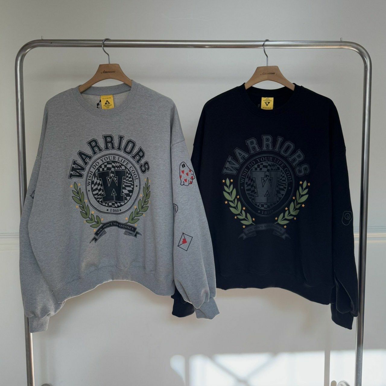 英文字圖案衛衣 BY ATTENTION-354T