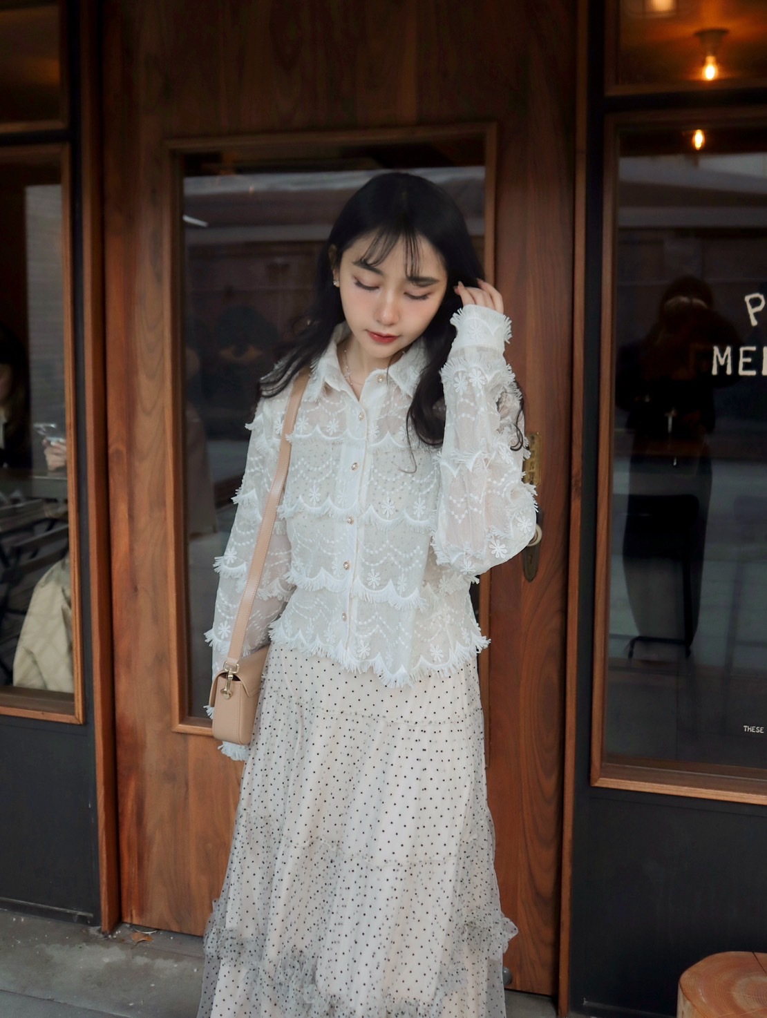 Feb5105本期推薦_法式復古透膚蕾絲襯衫/罩衫（自留大推）