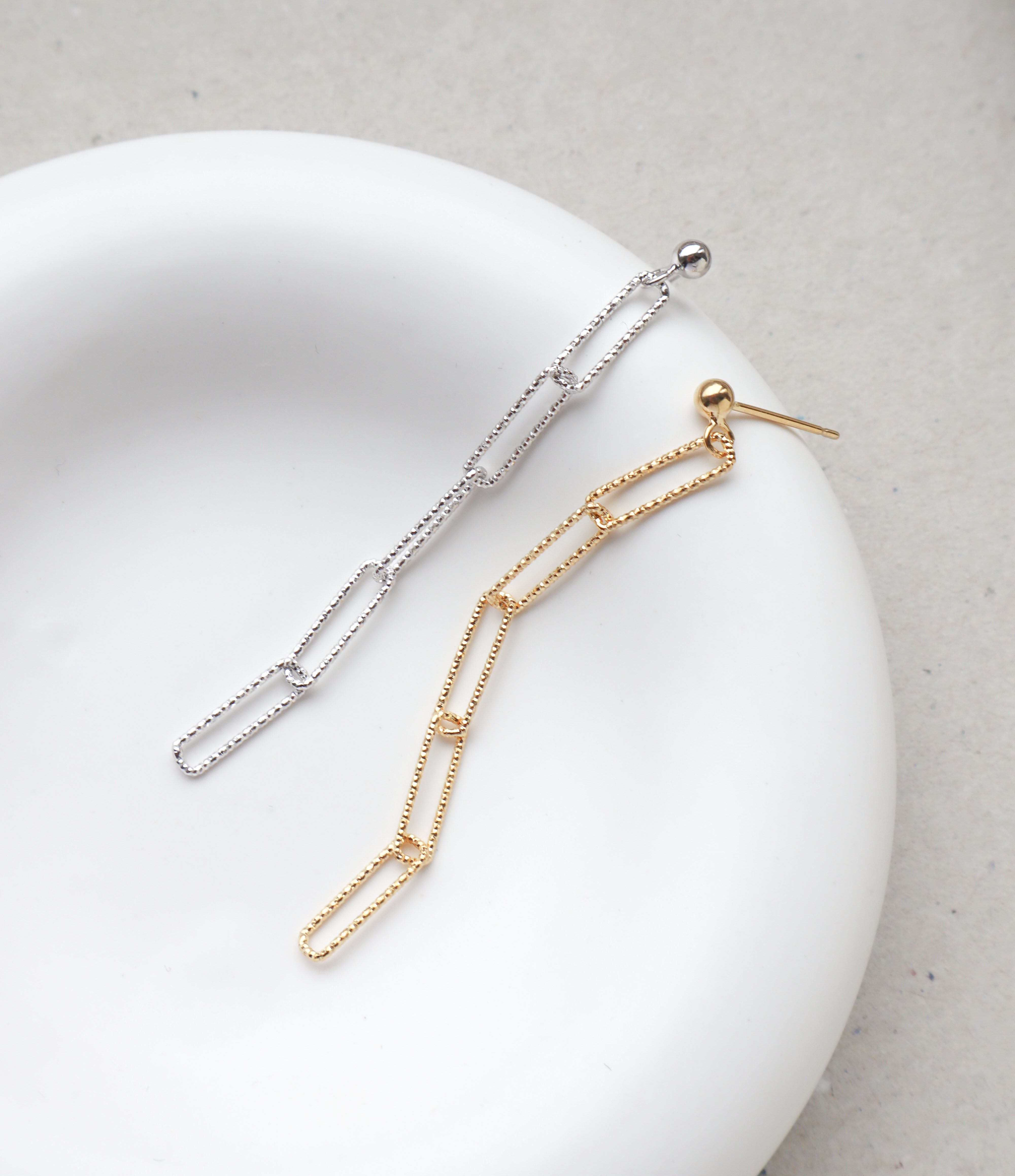 Silver/閃銀系列-垂墜鎖鍊耳環