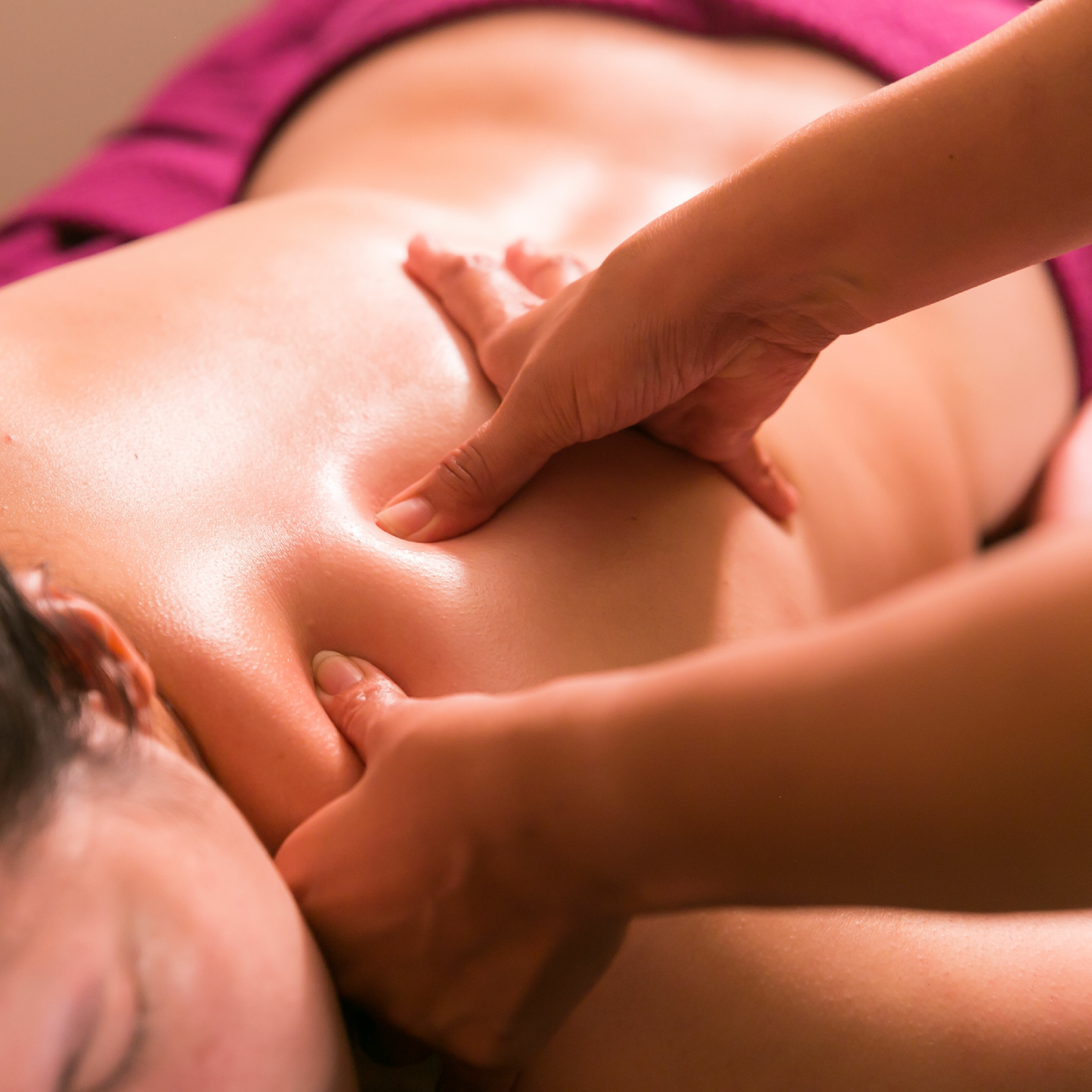 《新北》170分鐘!精油之王茉莉!手技排酸按摩+纖腿美胸輕盈SPA,699元