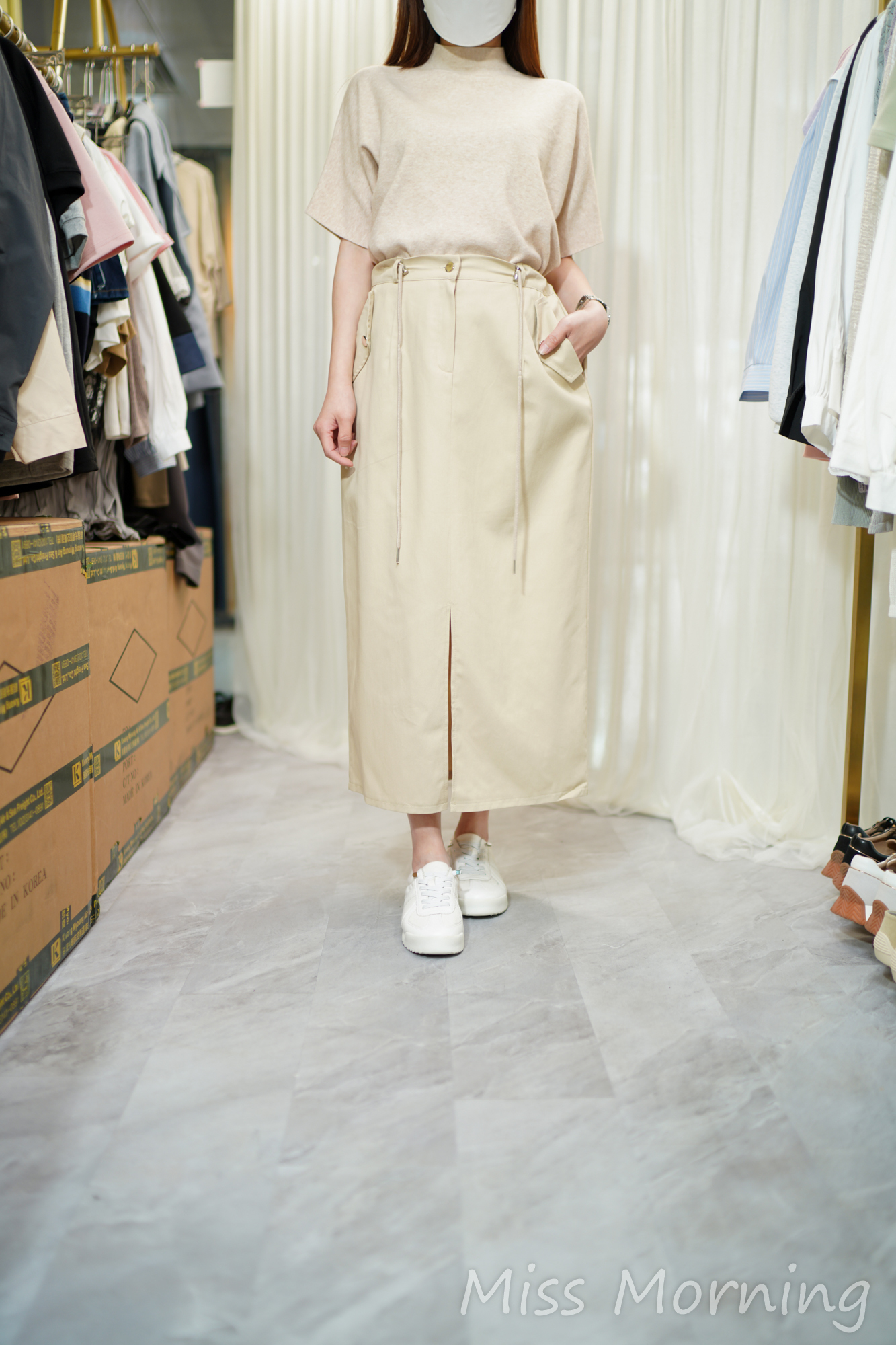 清秀全密針Top(14441)& 型格悠閑自己束鬆緊裙款(33894)