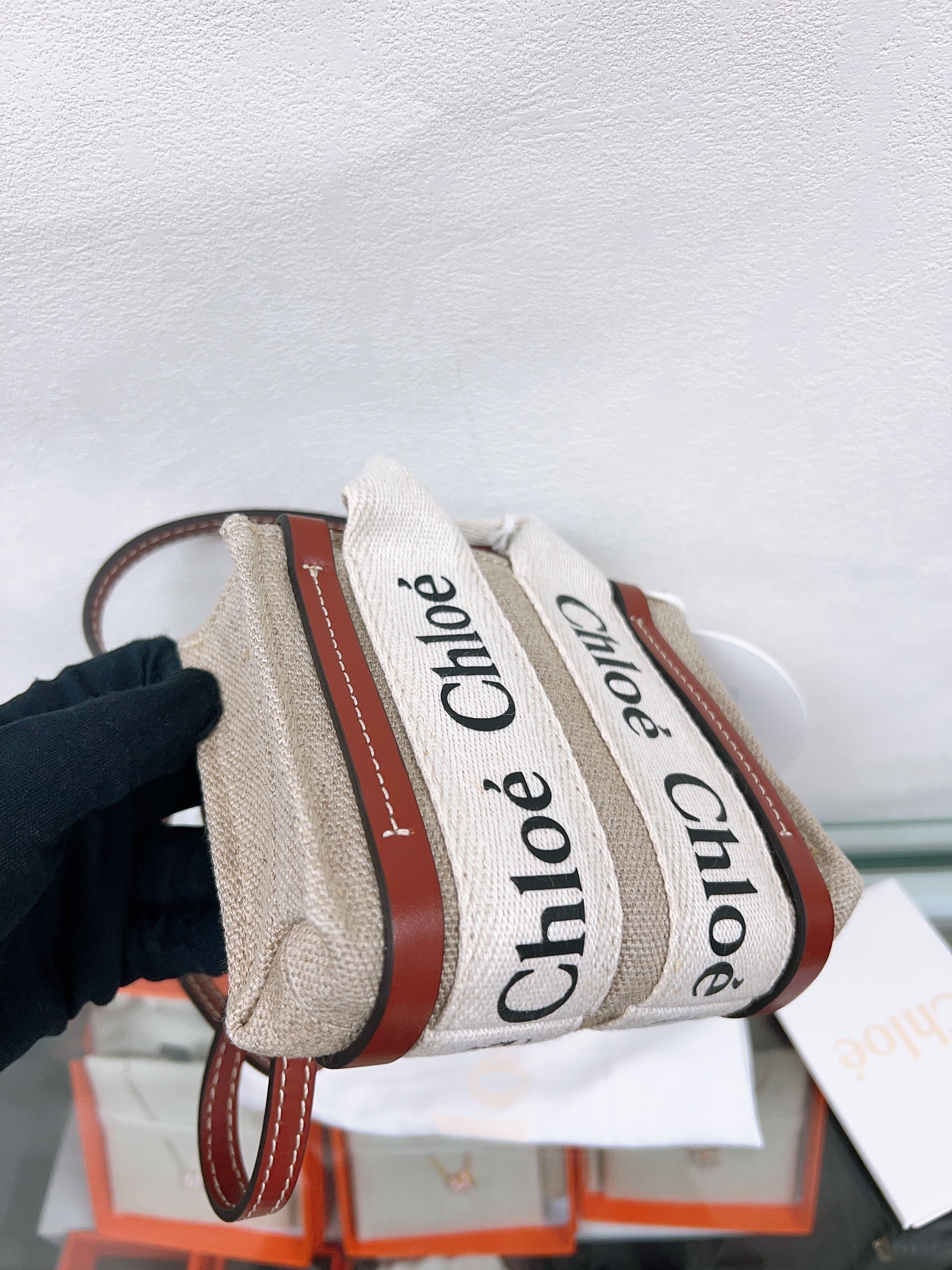 *Unused* Chloe woody tote nano (tan)