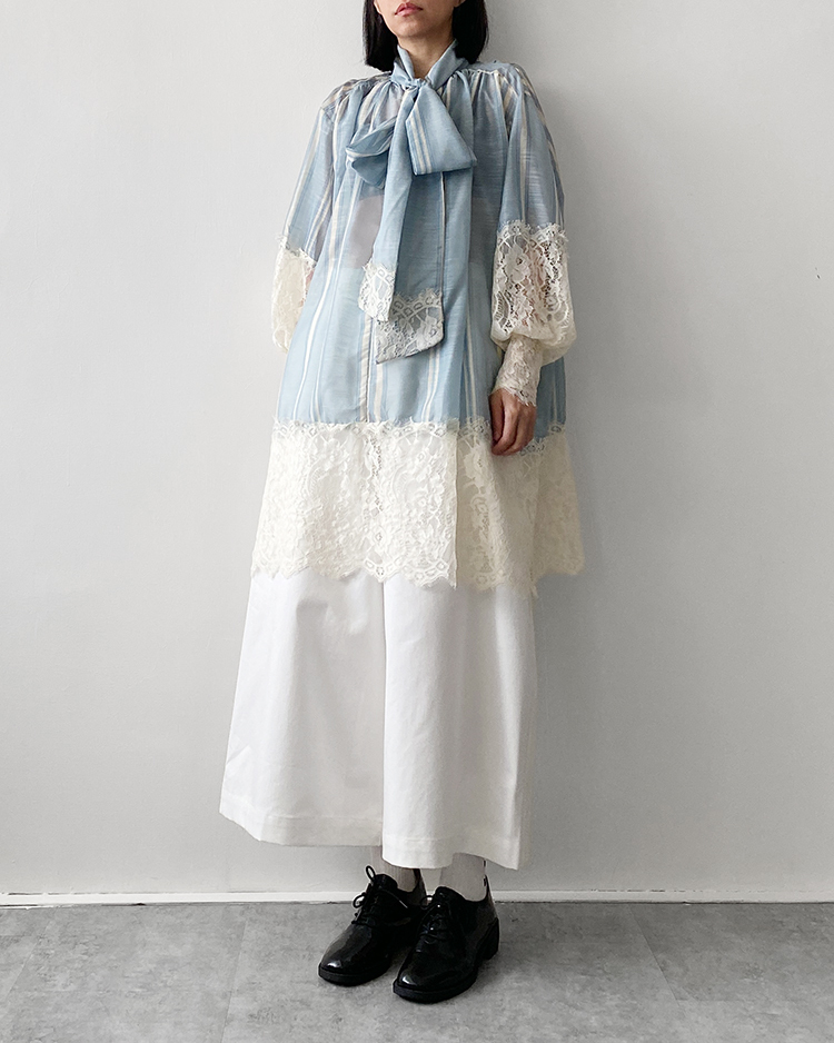 MFT-2672 蕾絲條紋襯衫