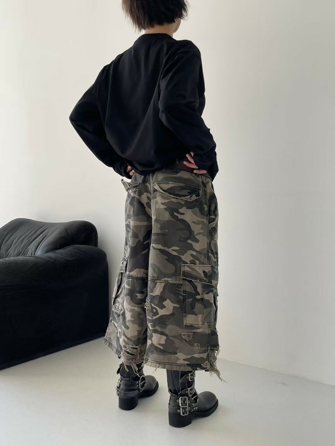 KOREA 迷彩 水洗 破洞 下鬚 短褲 #工裝褲