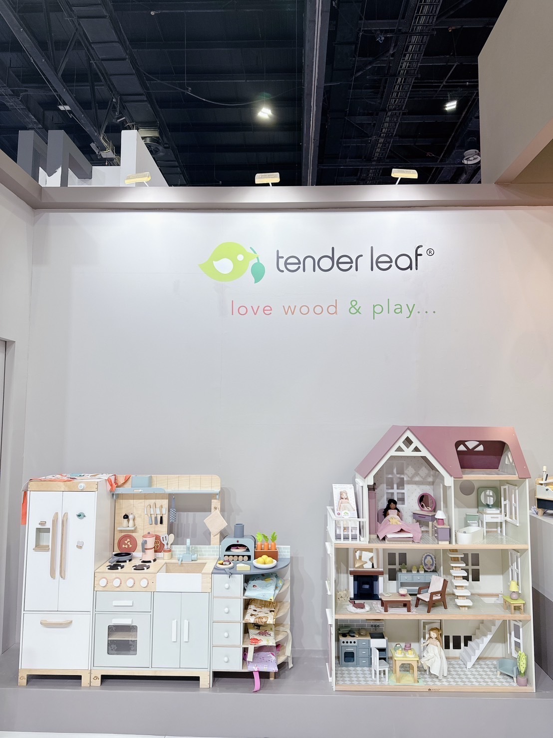 Tender Leaf 木製玩具至中東杜拜參加2024年禮品及消費品展覽會