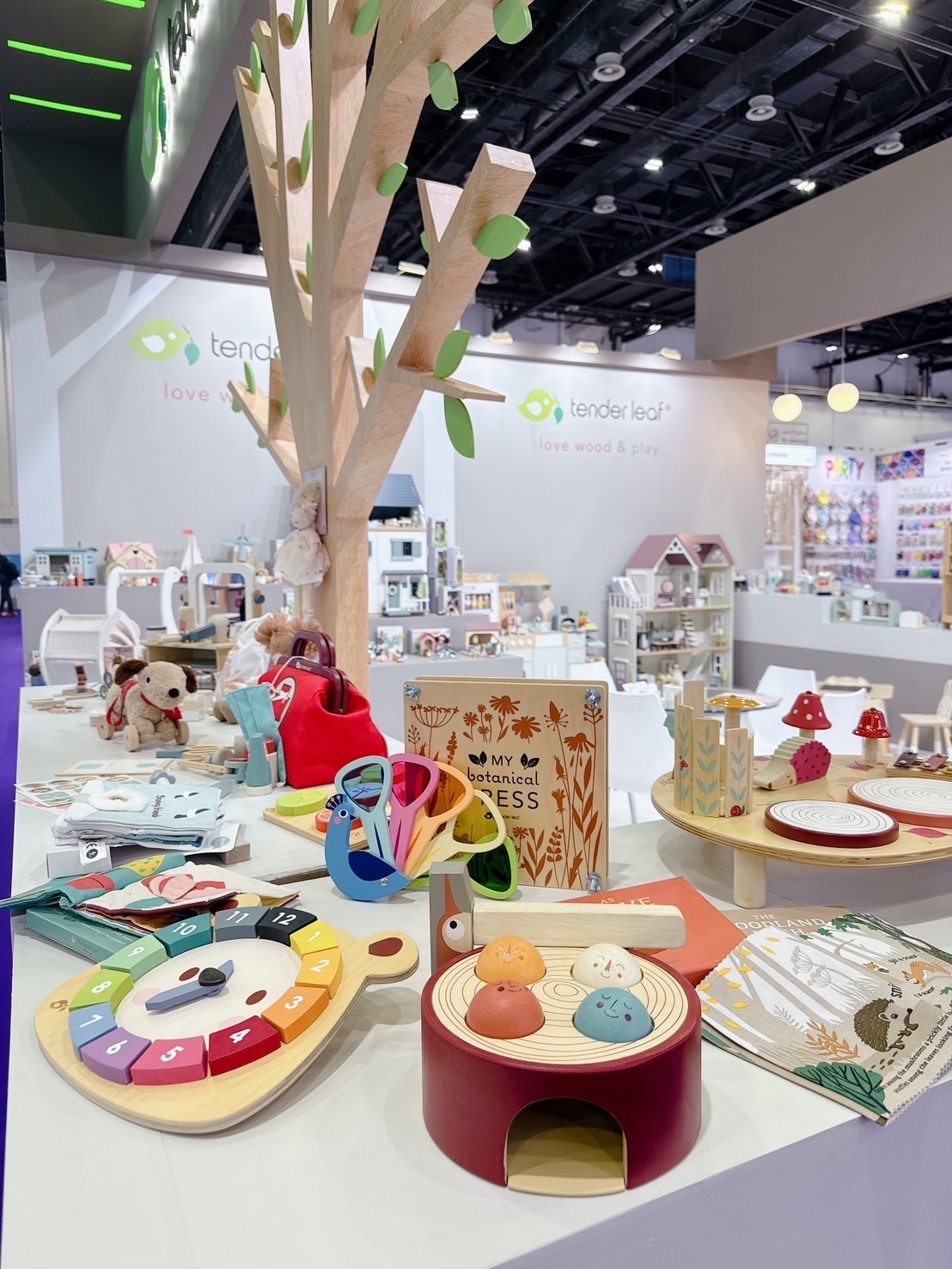 Tender Leaf 木製玩具至中東杜拜參加2024年禮品及消費品展覽會