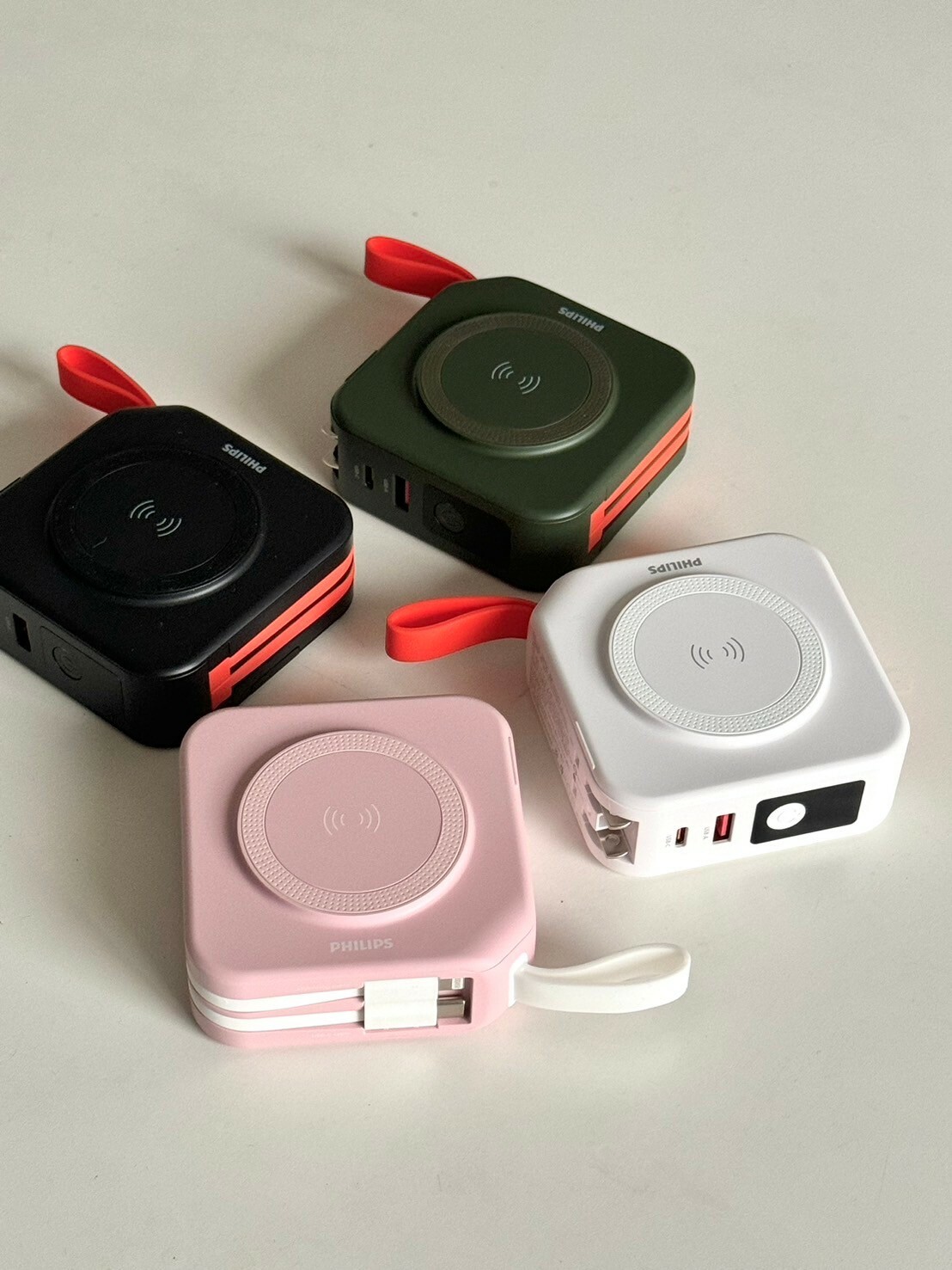 #現貨 < 正版合作 > PHILIPS飛利浦 放心充 十合一自帶線行動電源