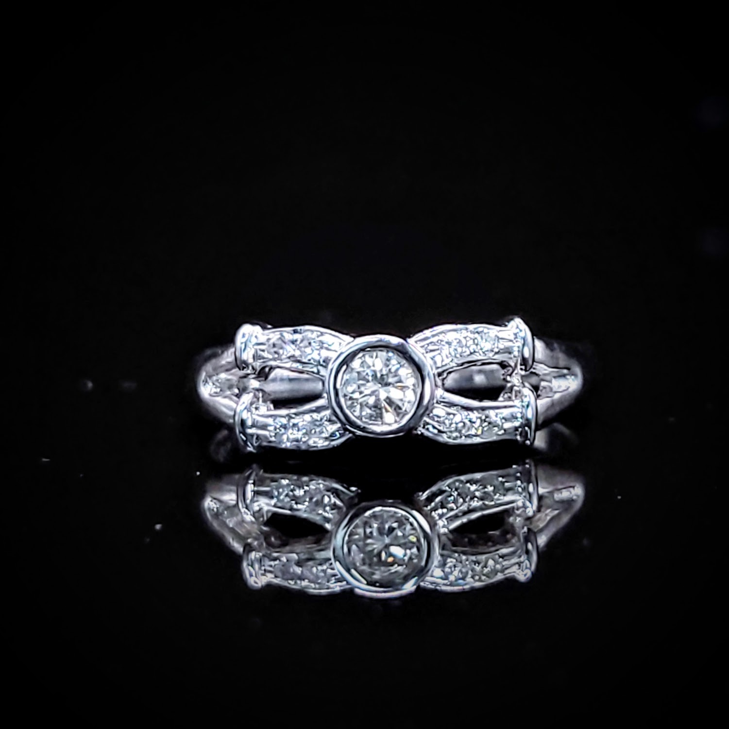 18K White Gold 0.21ct Diamond Ring