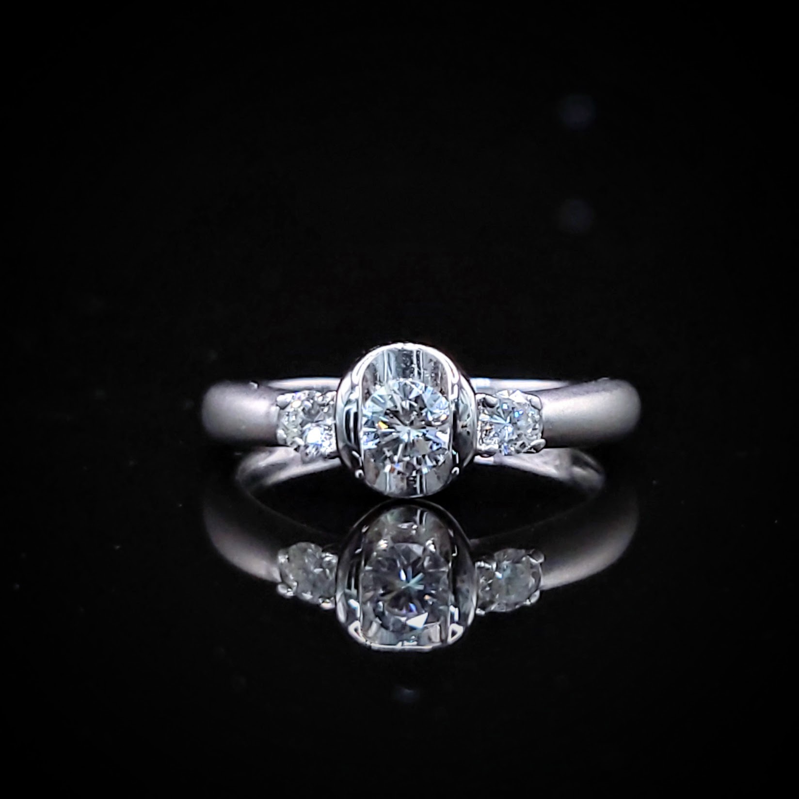 18K White Gold 0.38ct Diamond Ring