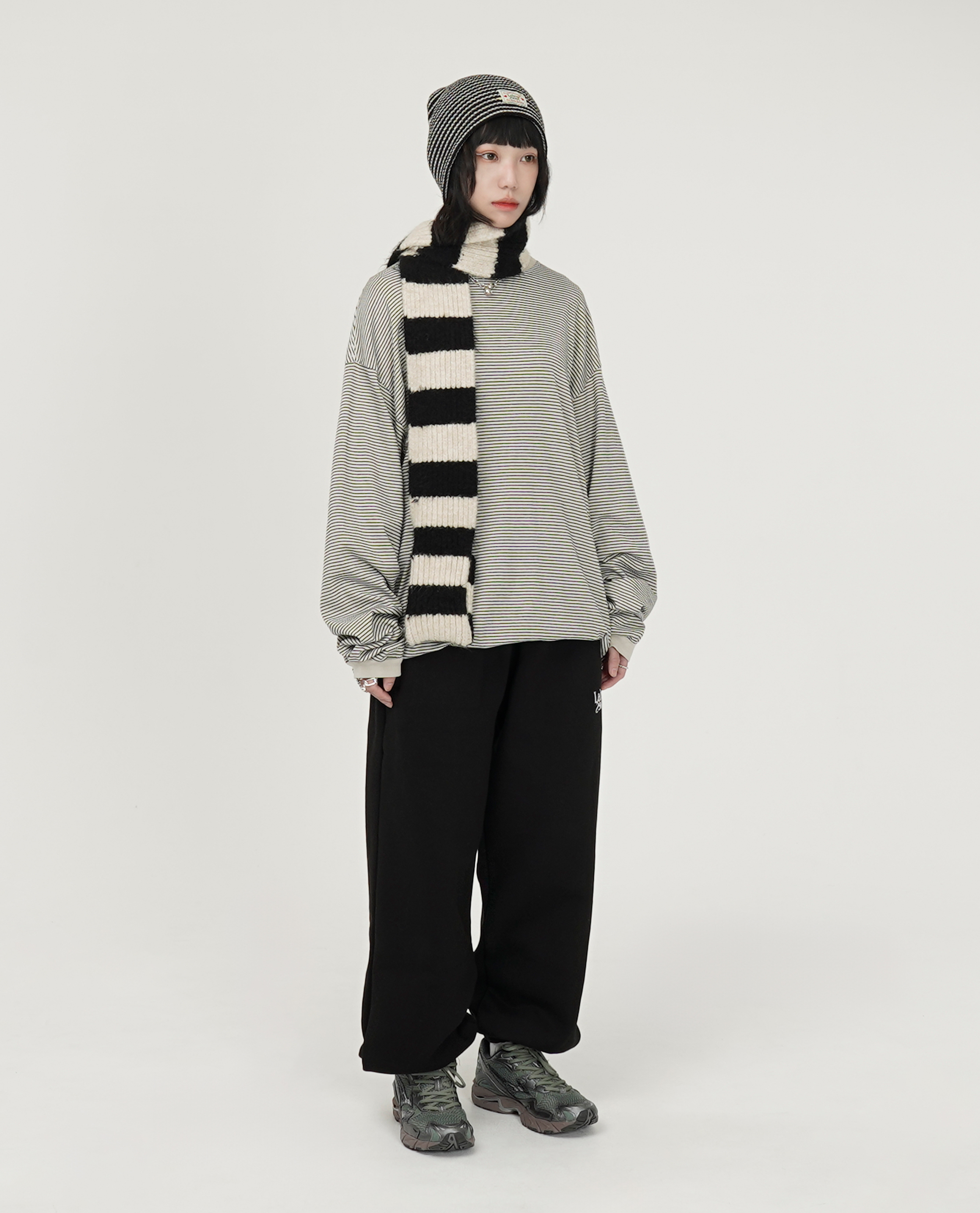 Labros Daisy Sweat Pants - 25 SS